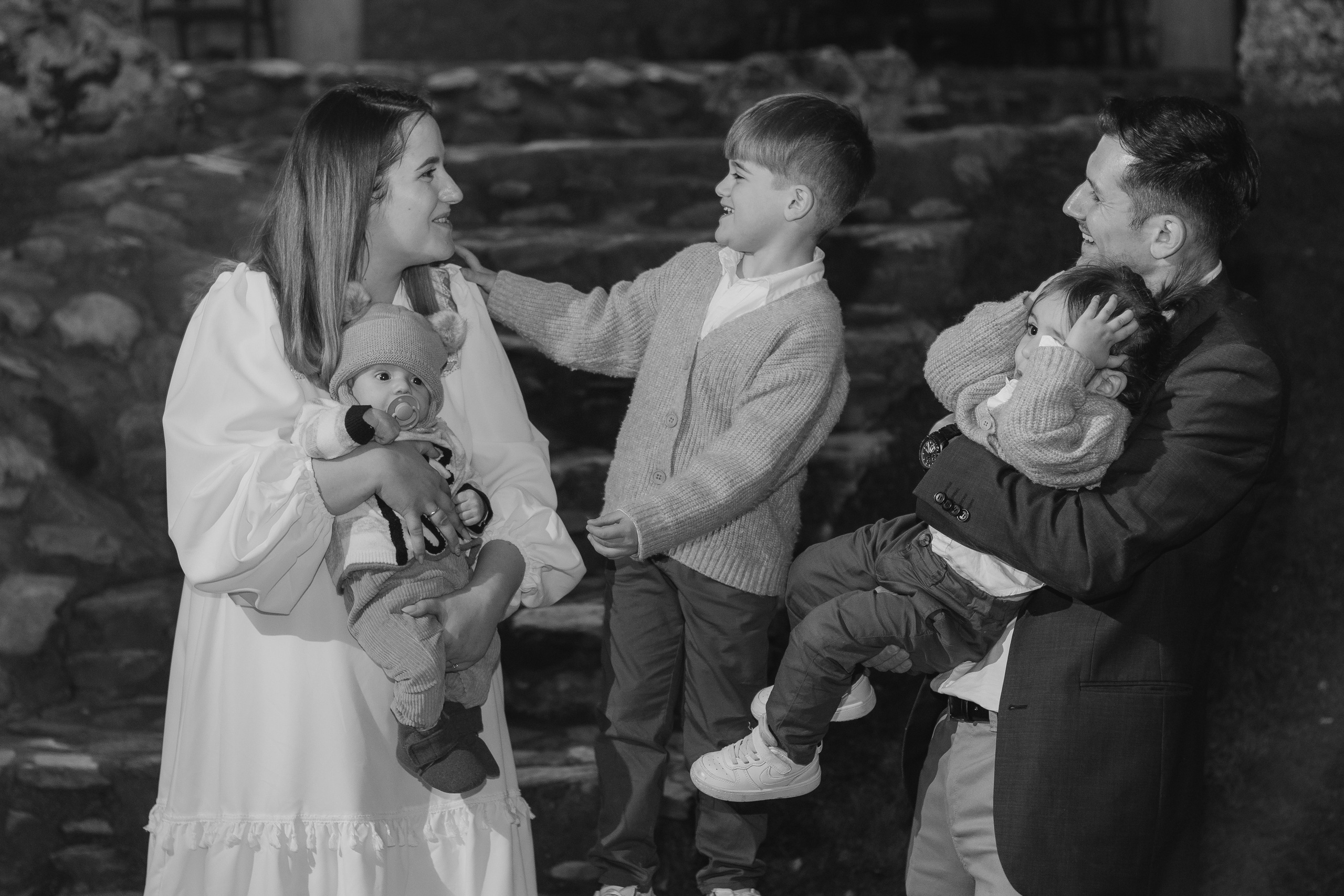 Razvan. Fotograf si videograf — evenimente si studio