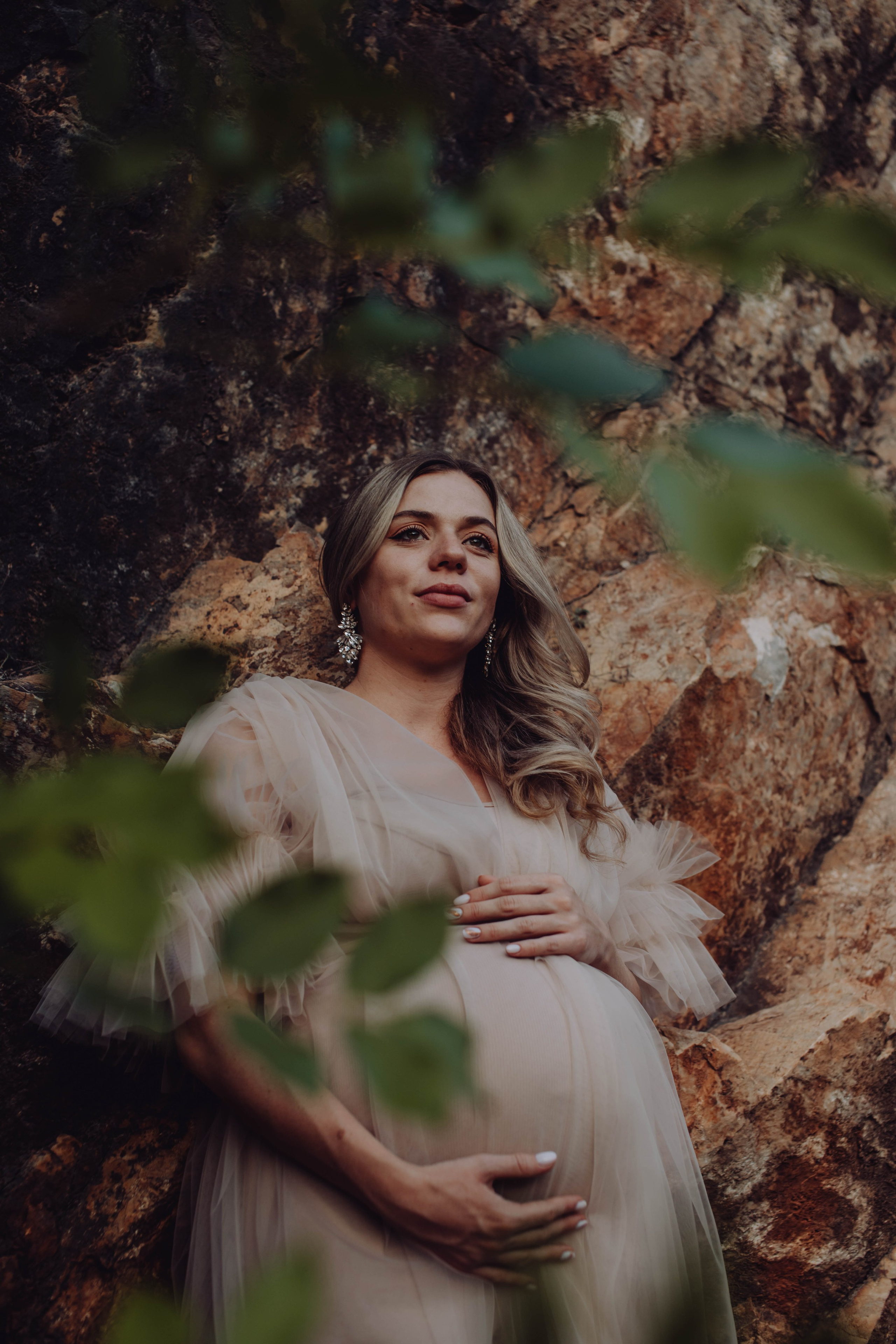 Alin & Diana. Wedding & couple photographer from Romania Rut Vetan