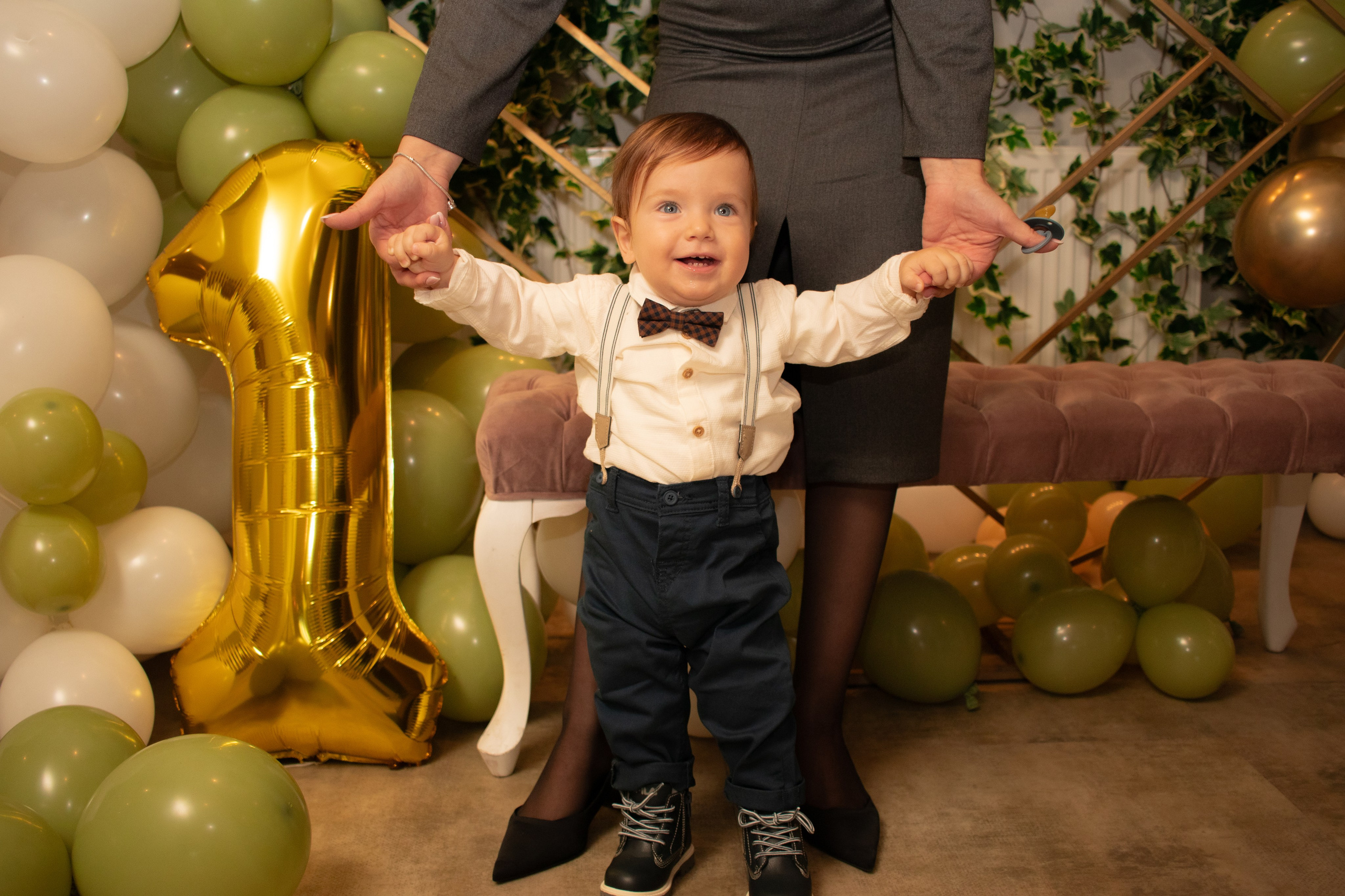 Damian- un an. Fotograf si videograf — evenimente si studio