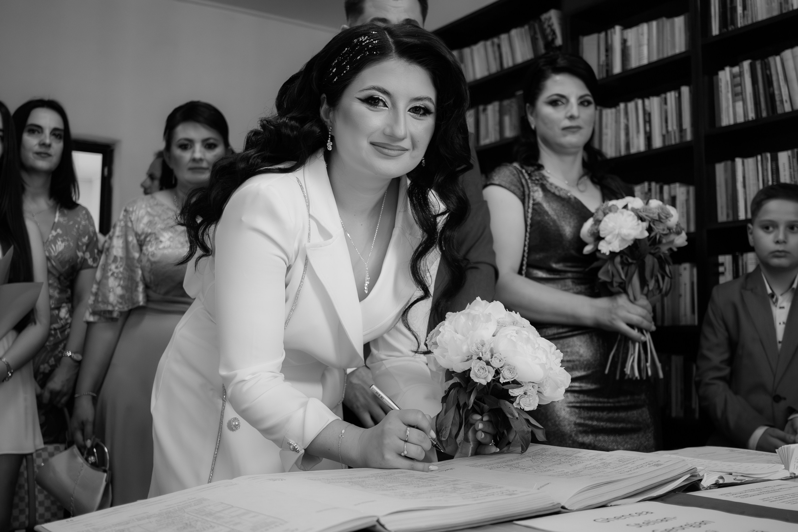 Nadia & George. Fotograf si videograf — evenimente si studio