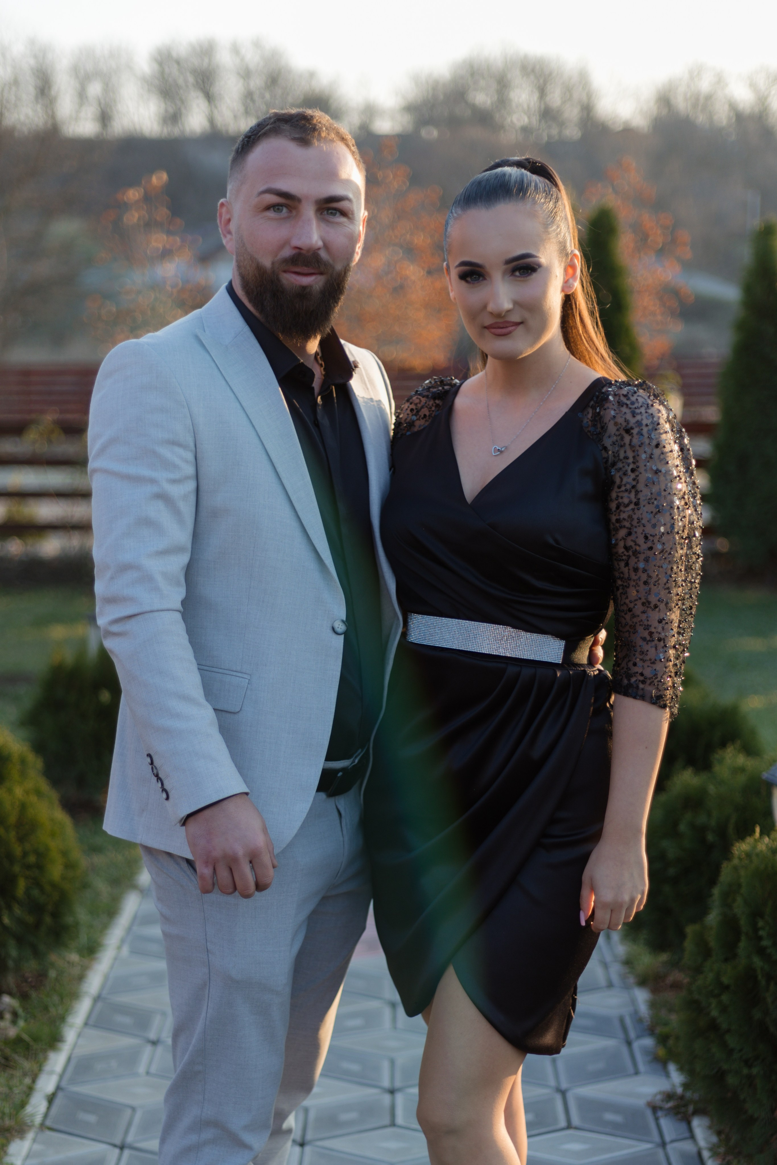 Madalina & Alin. Fotograf si videograf — evenimente si studio