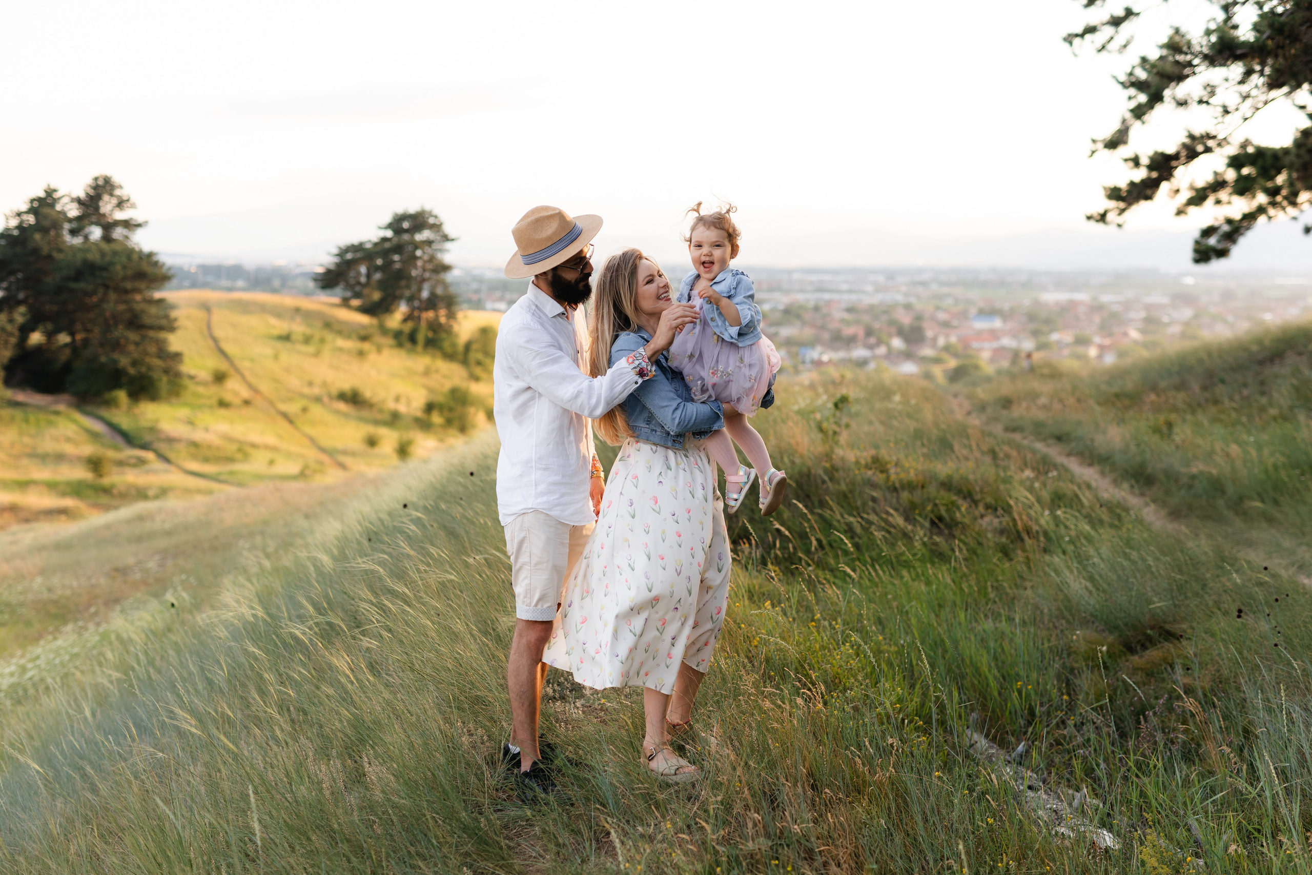 Nico, Luci & Ilaria — Family. Main