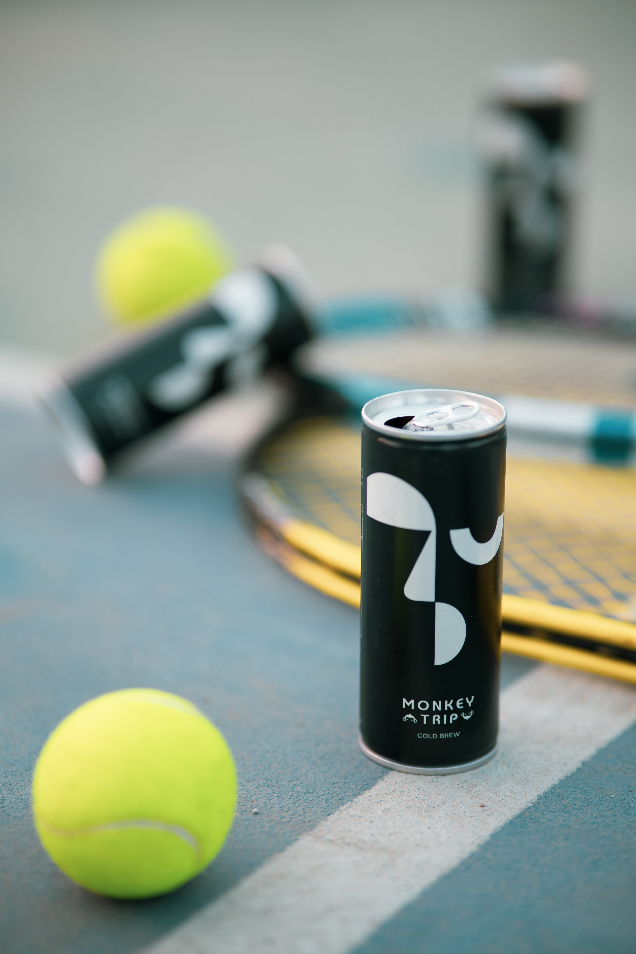 Product Styling for Monkeytrip beverage