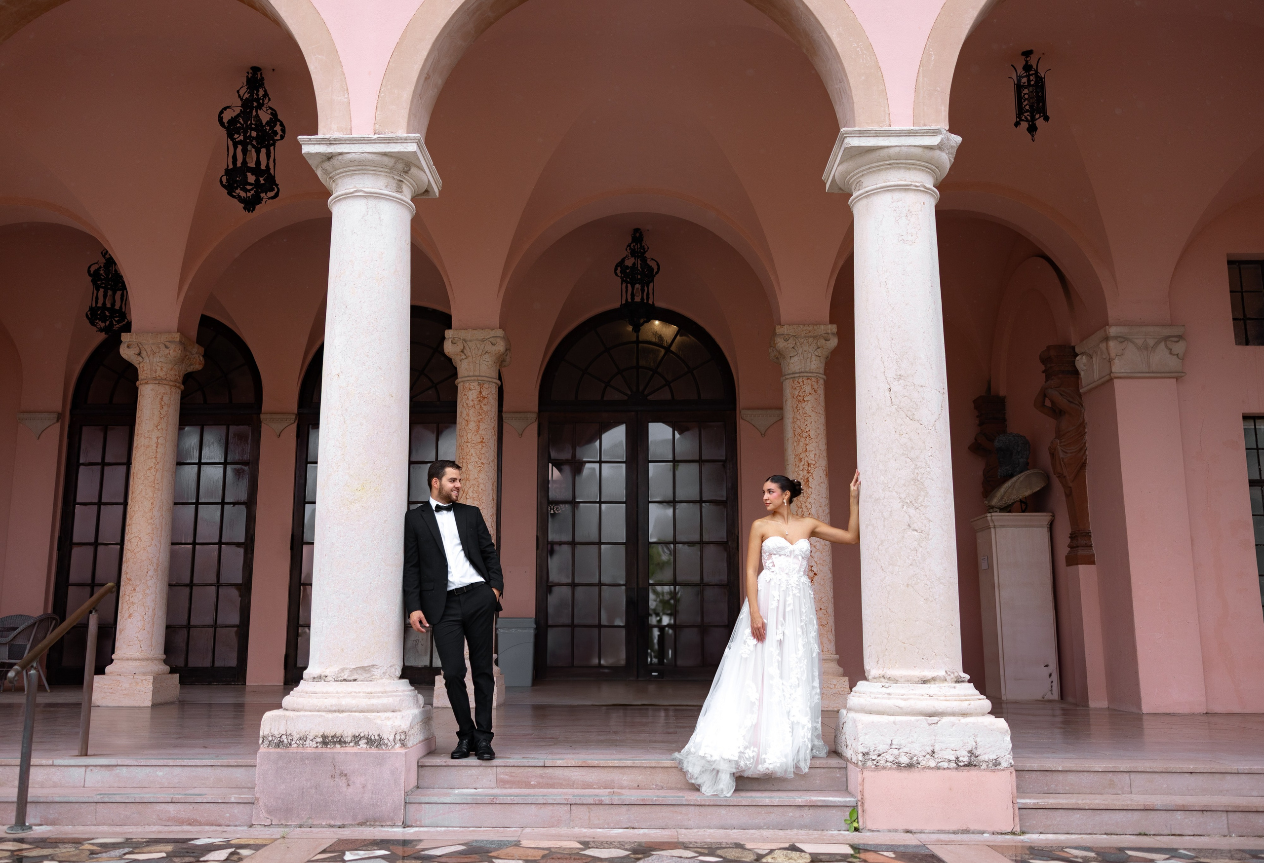 Intimate Elopement photoshoot. Ringling. Photographer Anastasia Nagibina