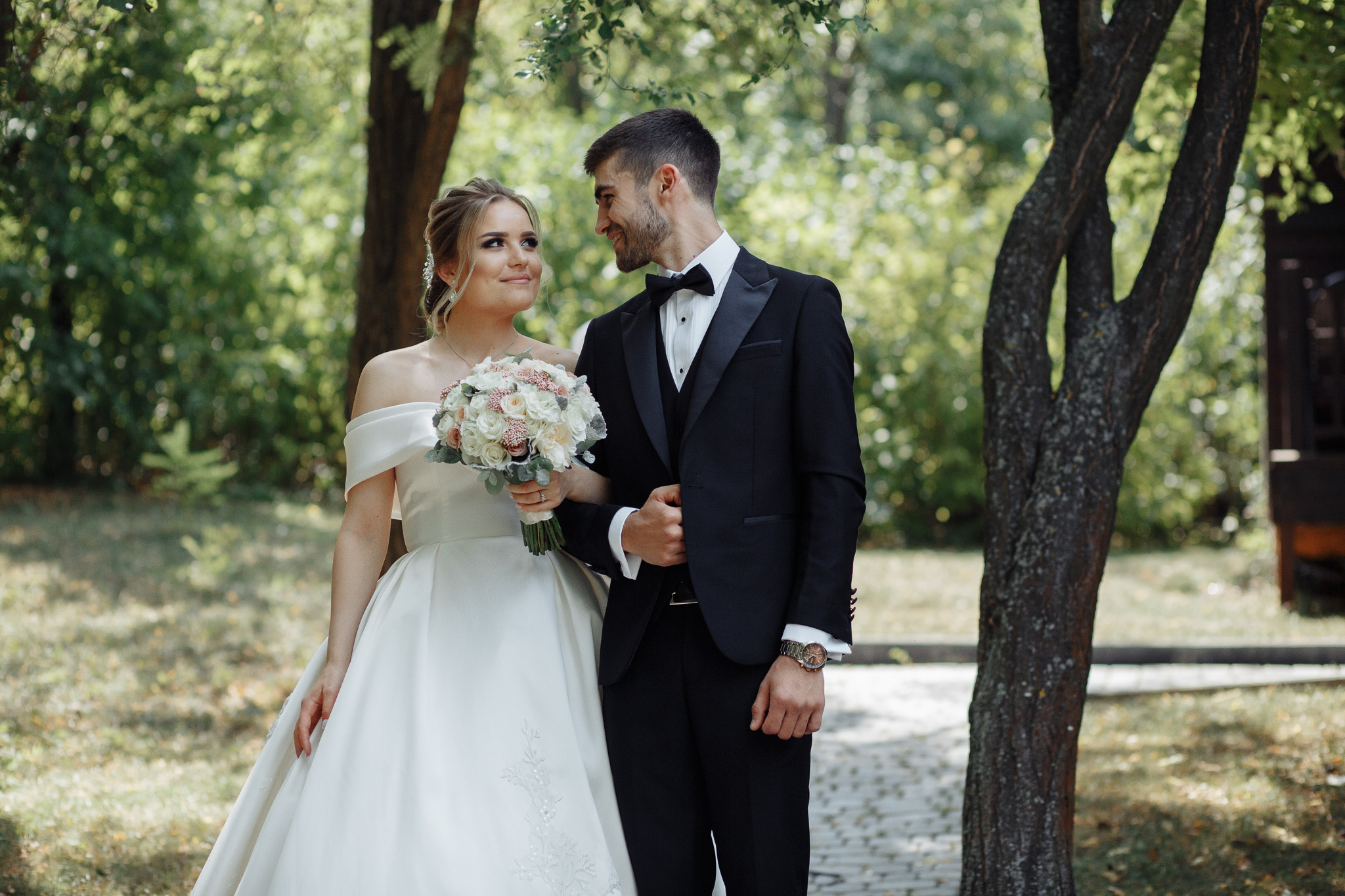 Mihai & Mihaela. Fotograf de nuntă și de familie — Dinu Bargan