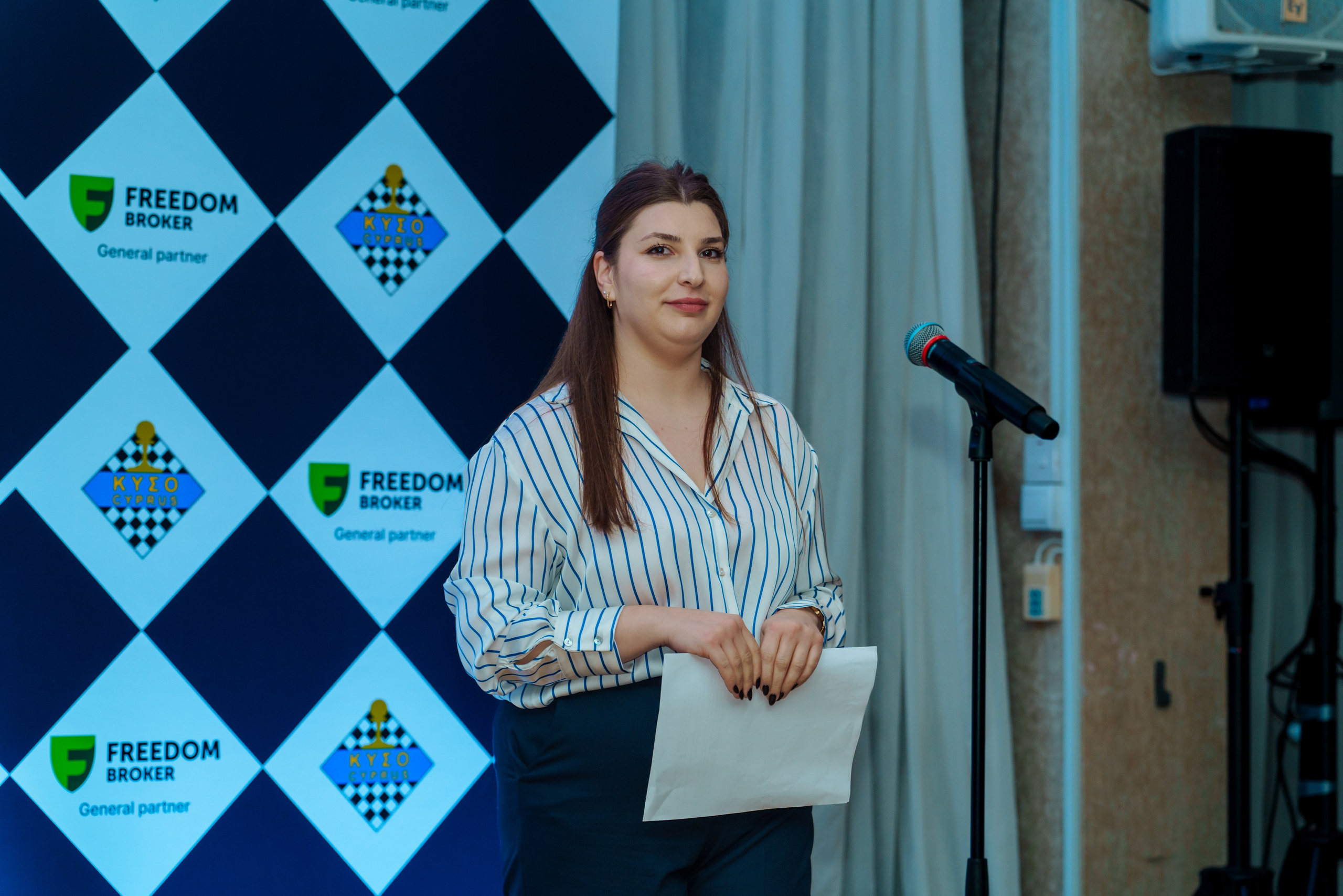 Chess. Photographer in Cyprus