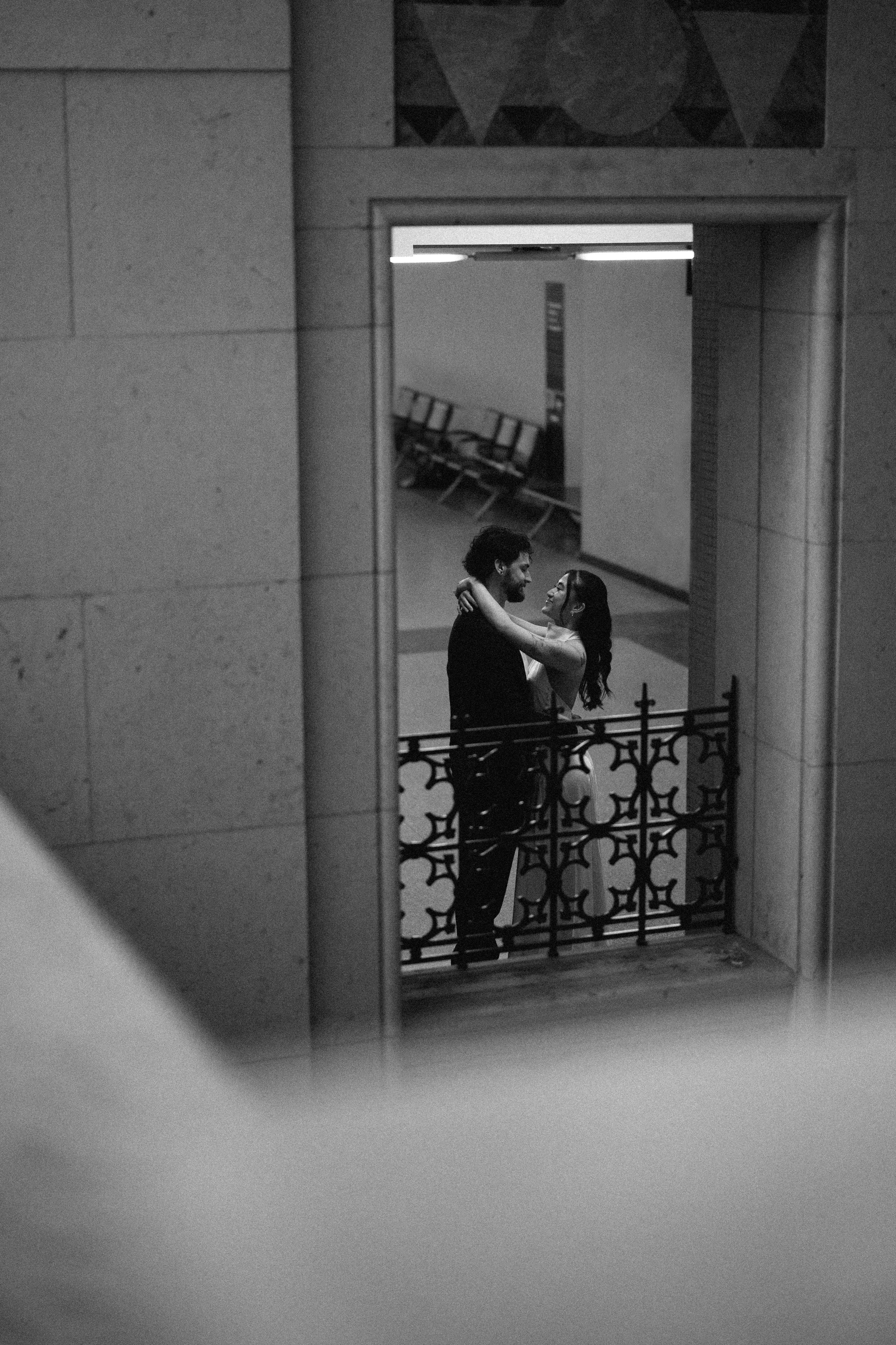 Engagement Session — Downtown Toronto. Anna Leb Photo