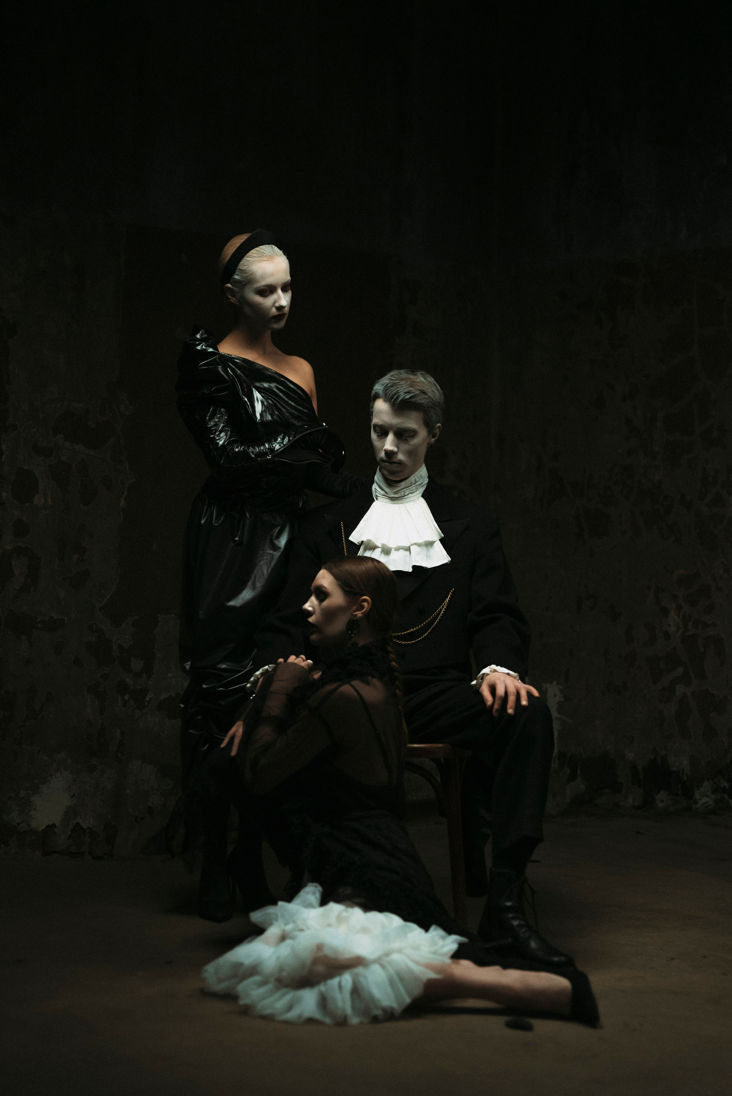 ВАМПИРЫ ДЕКОНСТРУКЦИЯ. Стрит-фотография, полная абсурда, идиотизма и красоты