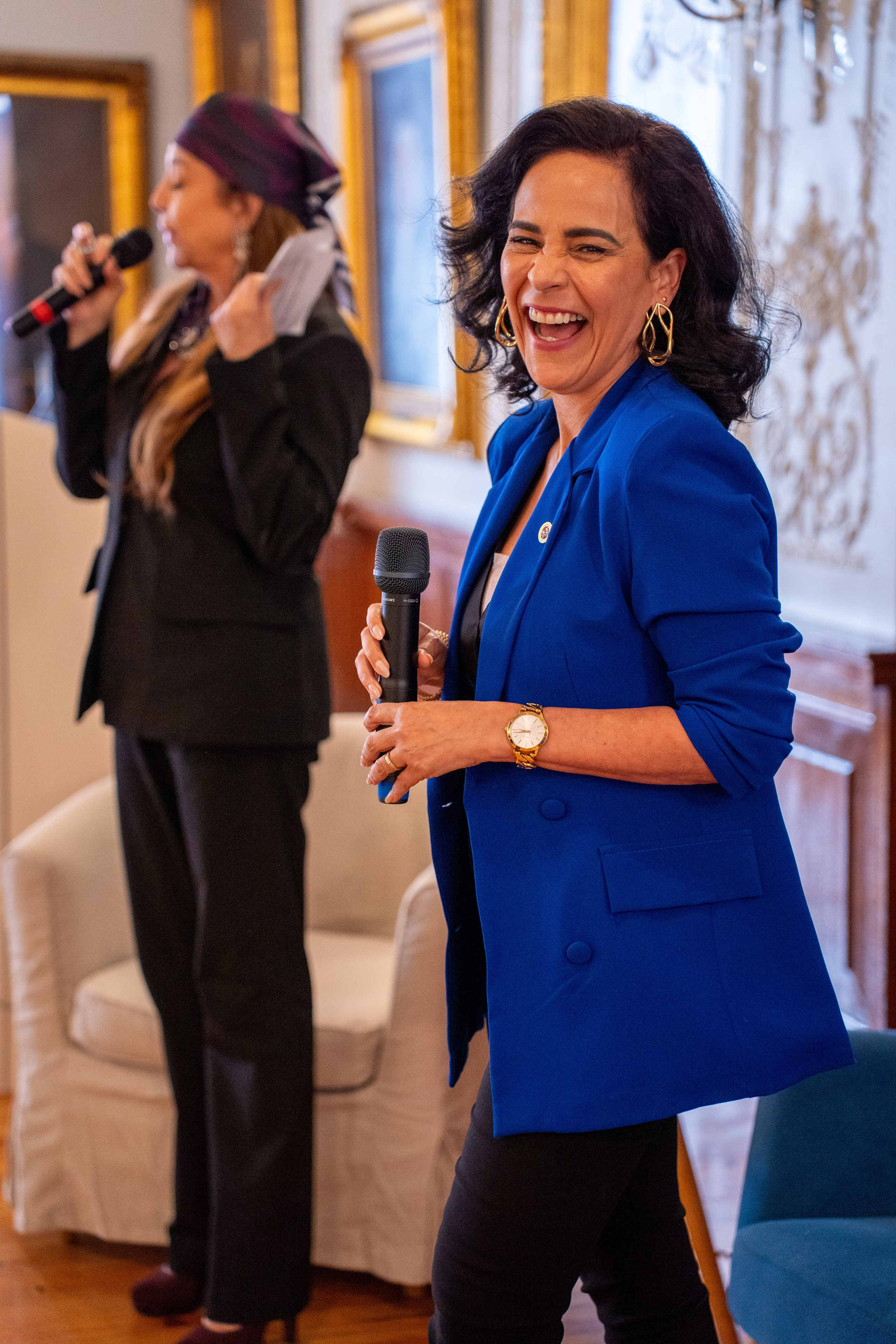 Evento — Mulheres de Negócios de Língua Portuguesa. Frames by Giovani Braga