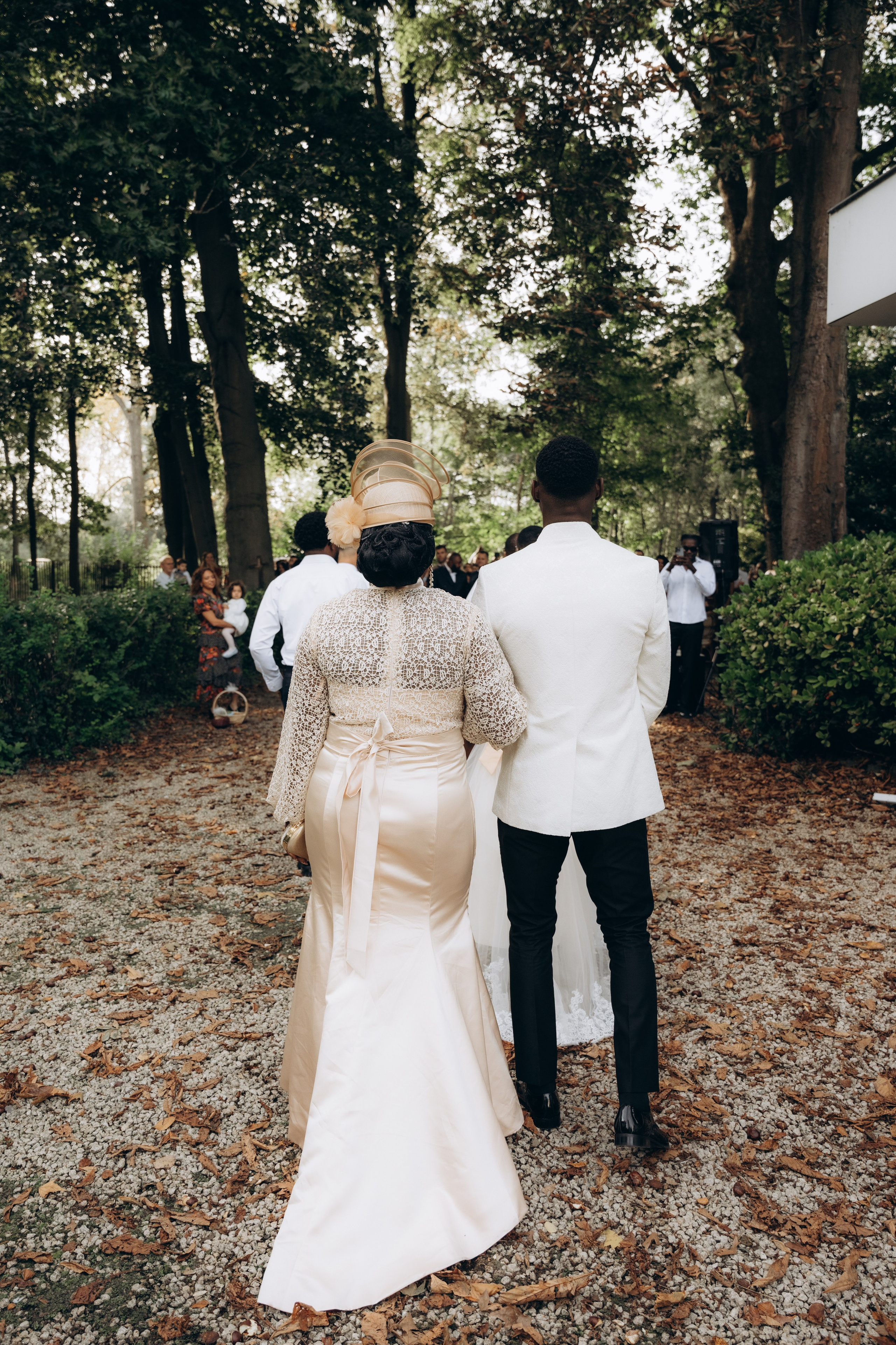 Anisa & Yannick huwelijk in Gent. Little Birdie – Jouw familie- en huwelijksfotograaf in België en daarbuiten