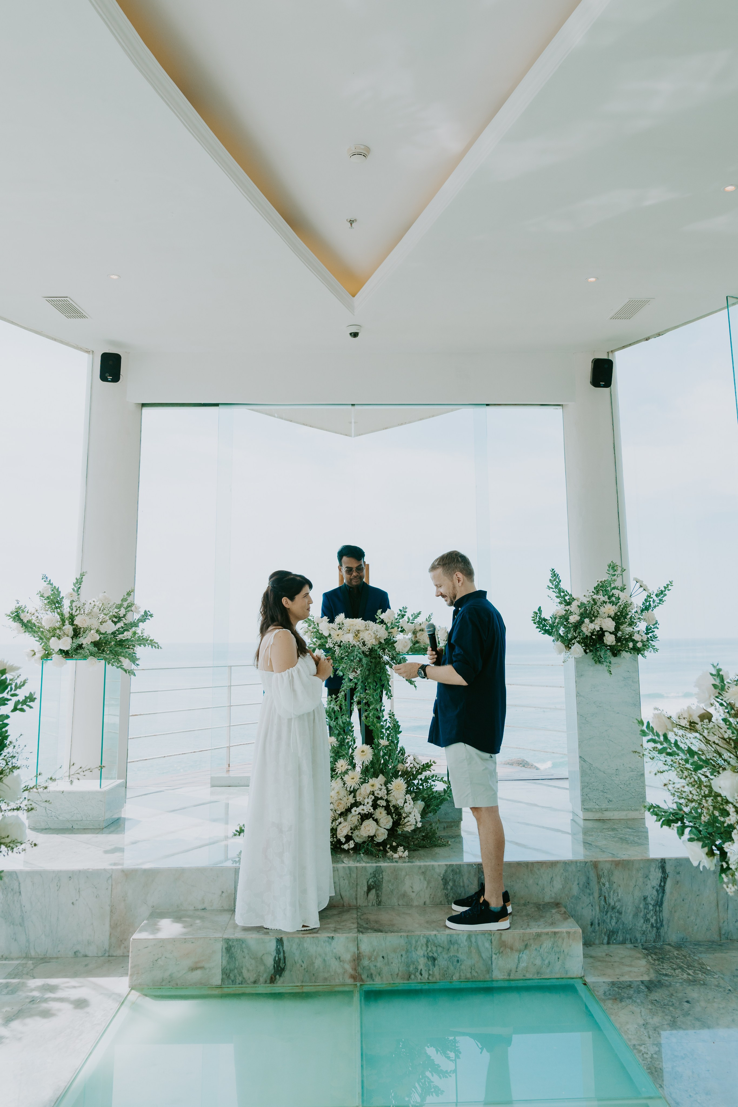 BOGLARKA & STEFFAN. Female Photographer in Bali