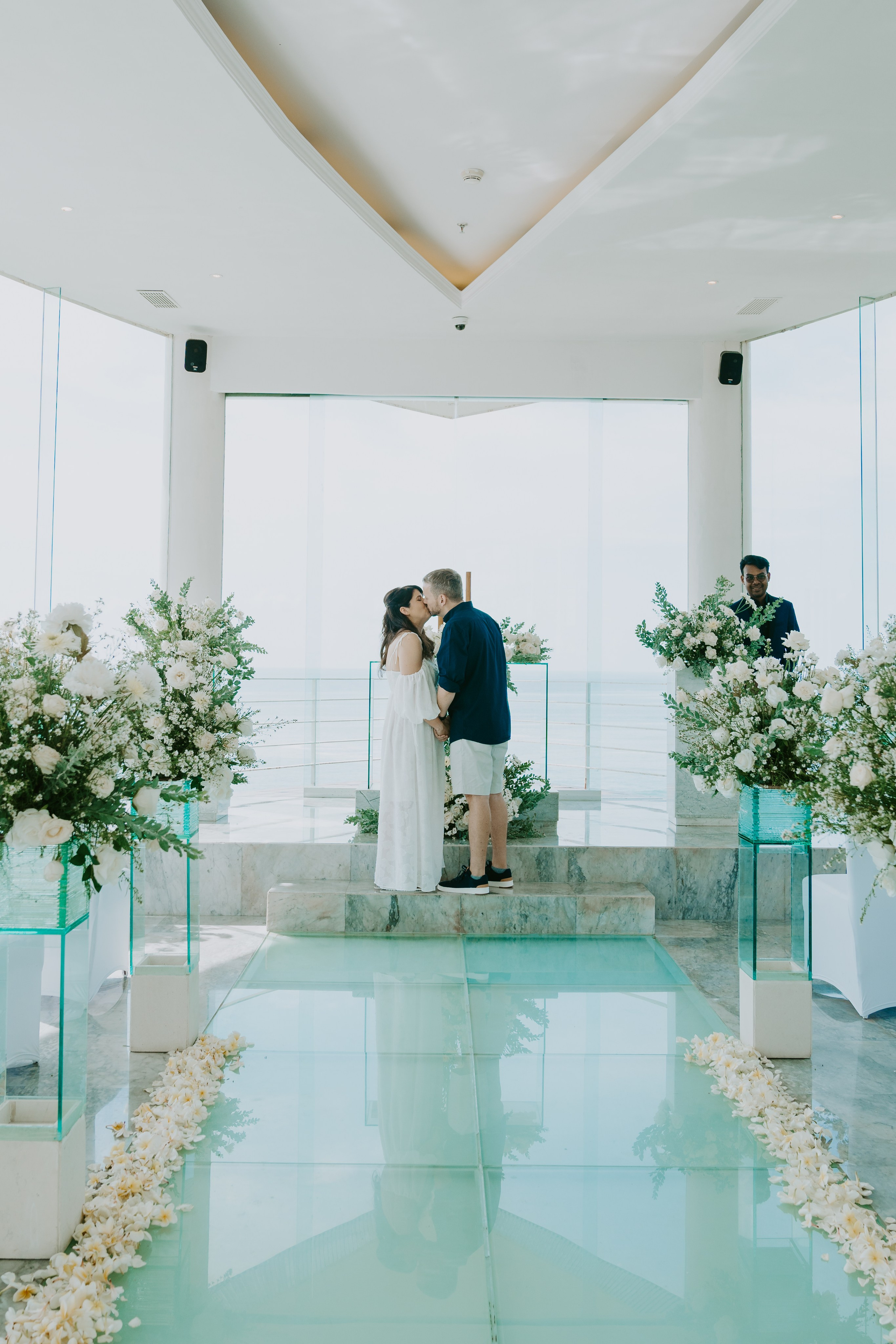 BOGLARKA & STEFFAN. Female Photographer in Bali