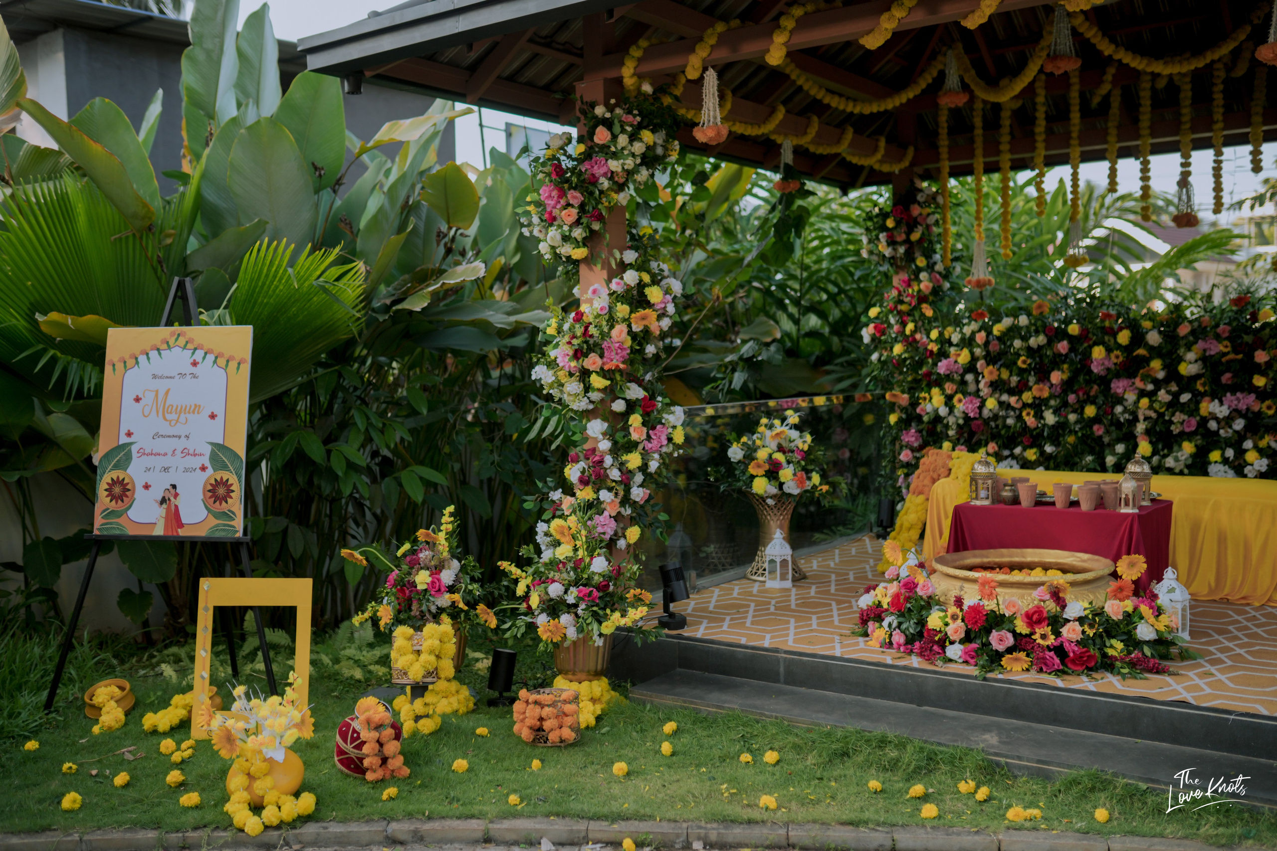 SHAHANA. Theloveknots