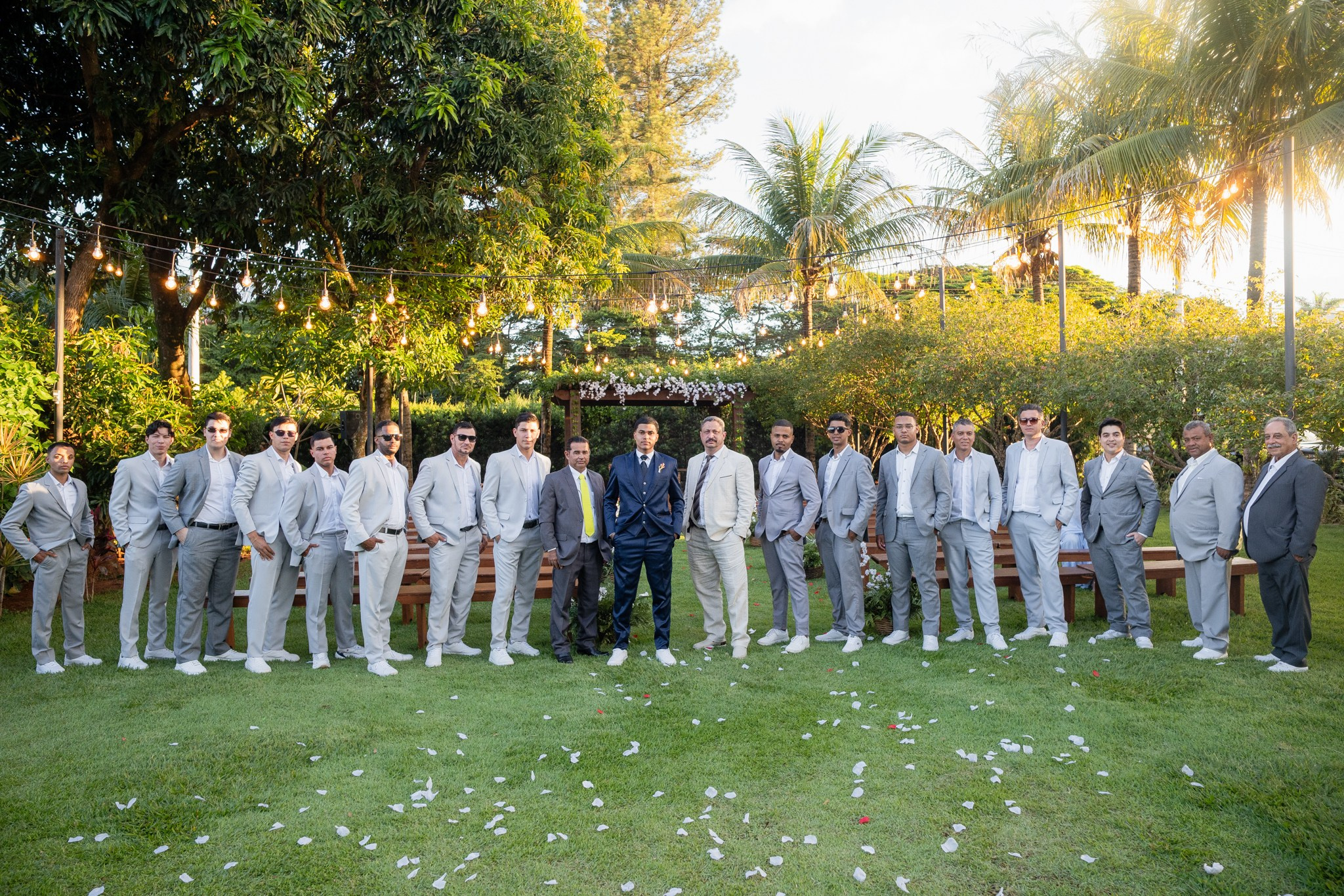 Larissa & Vinicius — Espaço Faveral / Aararaquara. Robson Colaço