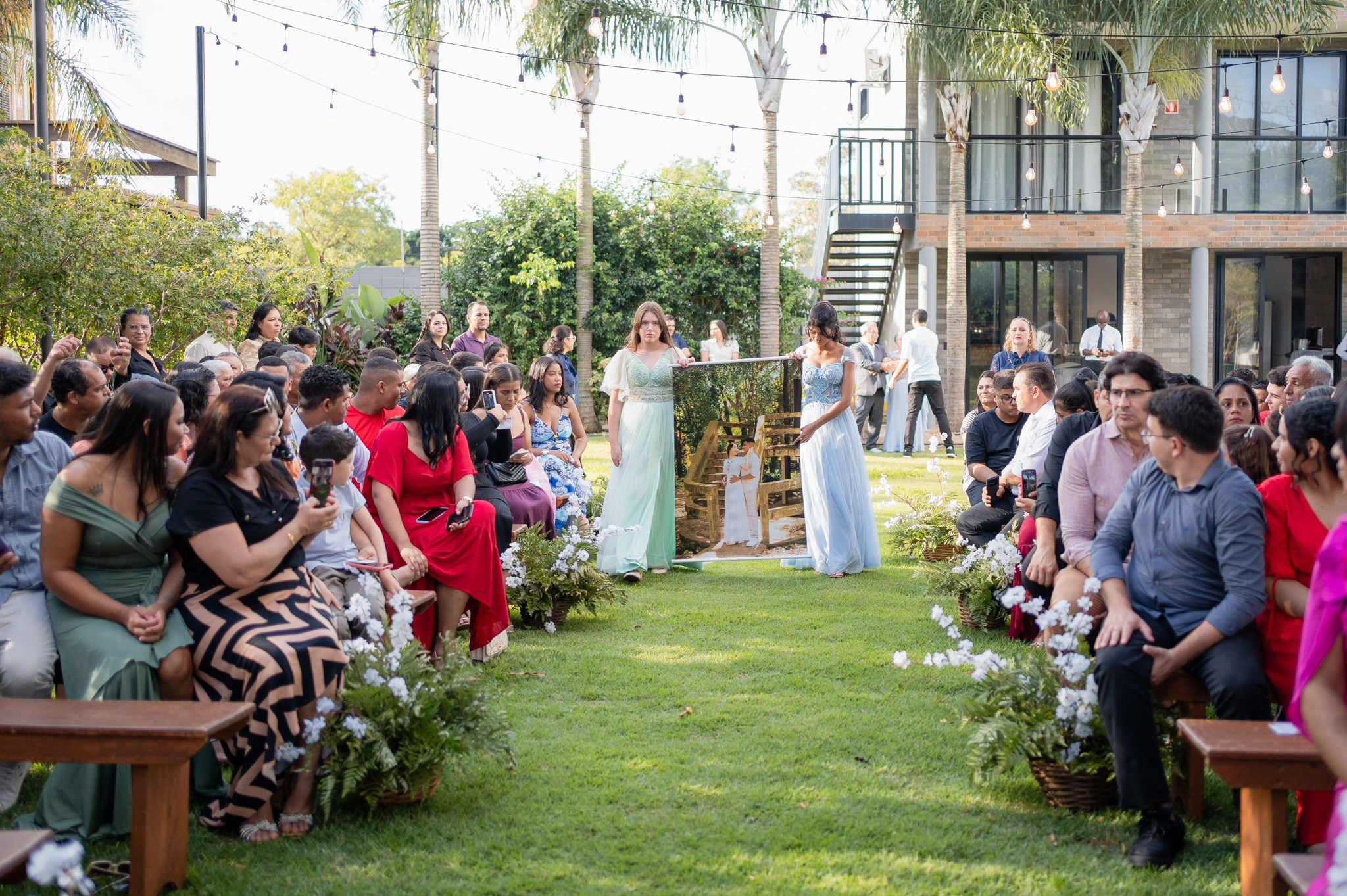Larissa & Vinicius — Espaço Faveral / Aararaquara. Robson Colaço