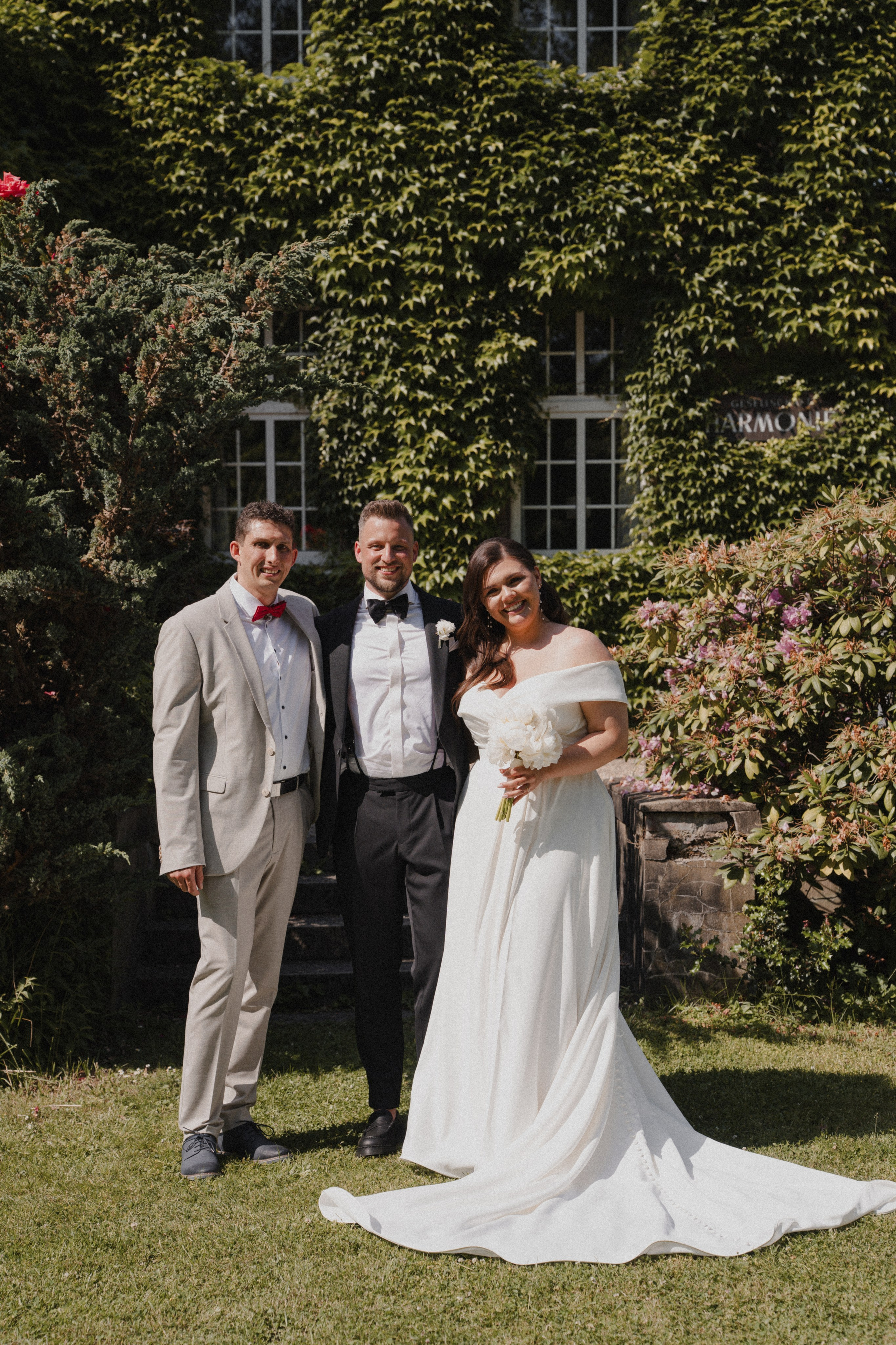 Jessica & Felix I Gesellschaft Harmonie Bochum. Hochzeitsfotografin Bochum | Halyna Reiche Fotografie NRW