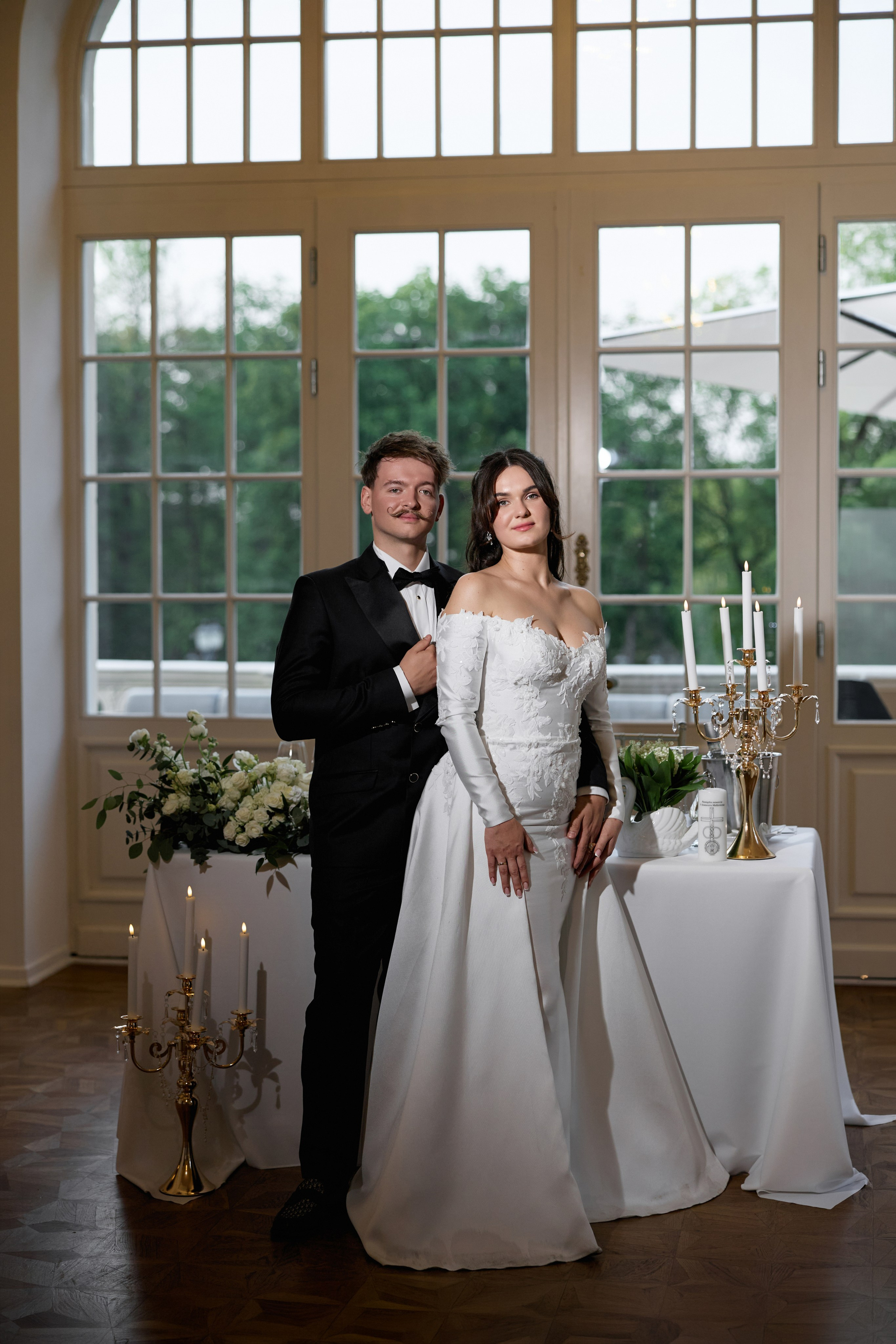 Wiktoria & Kacper. Pałac Goetz. Fotograf ślubny i rodzinny w Krakowie Yana Klymova