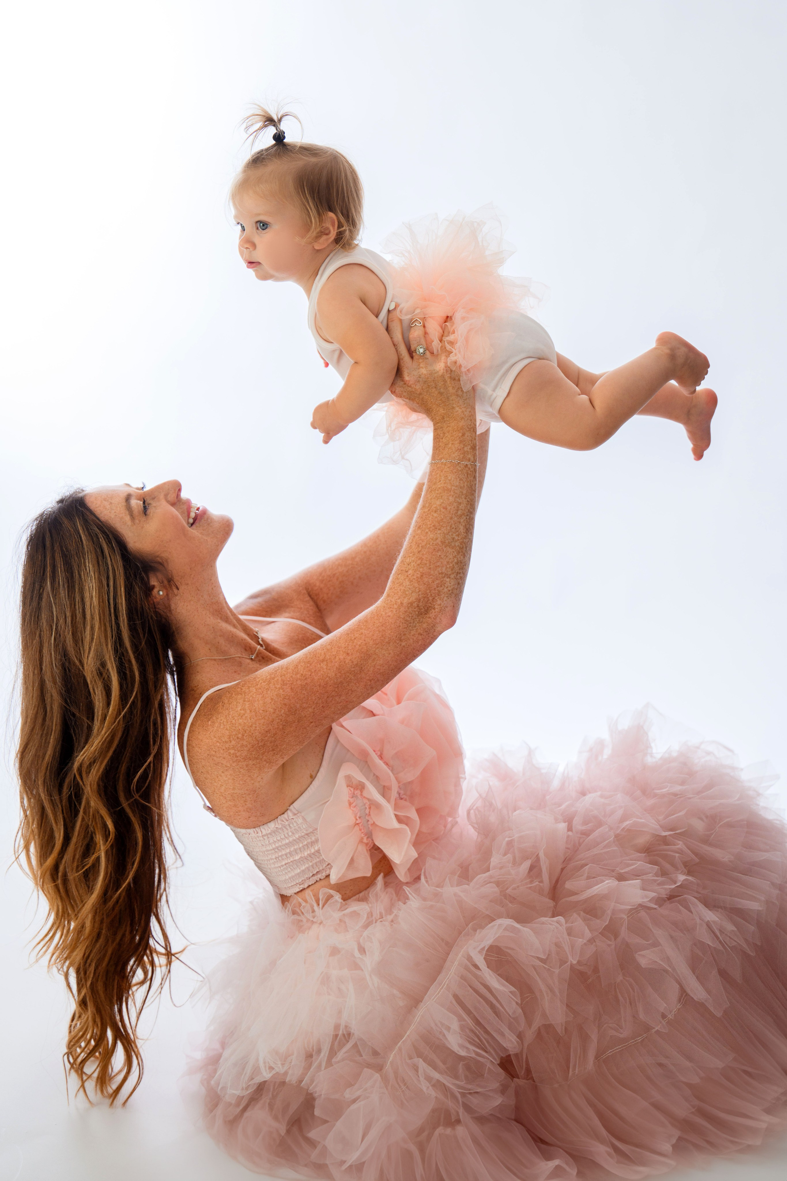 Cassidy. Wedding, maternity and family photographer in Charlotte Tasha Minn