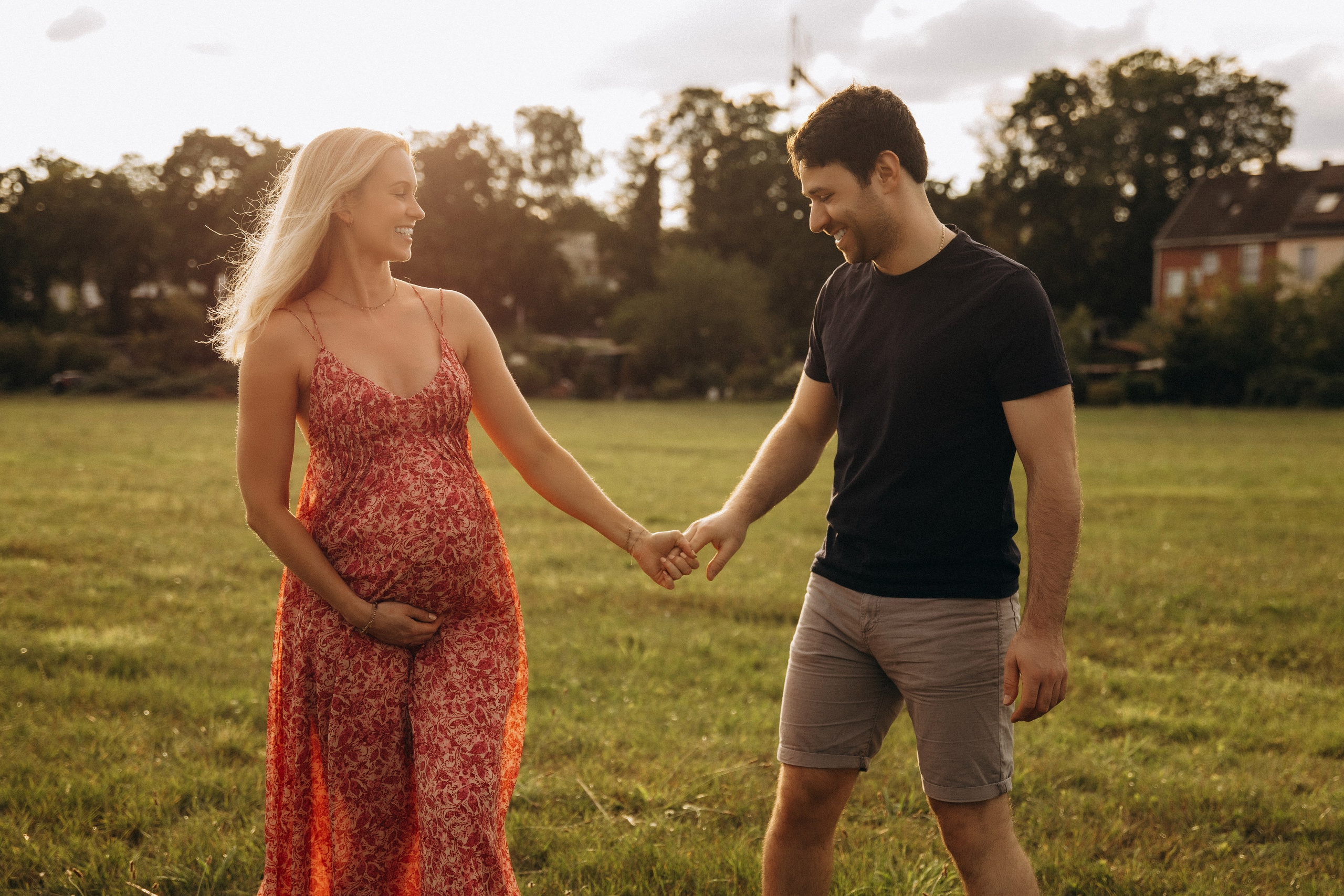 Babybauch. Photographer Düsseldorf, Cologne, NRW — Kristina Braudo
