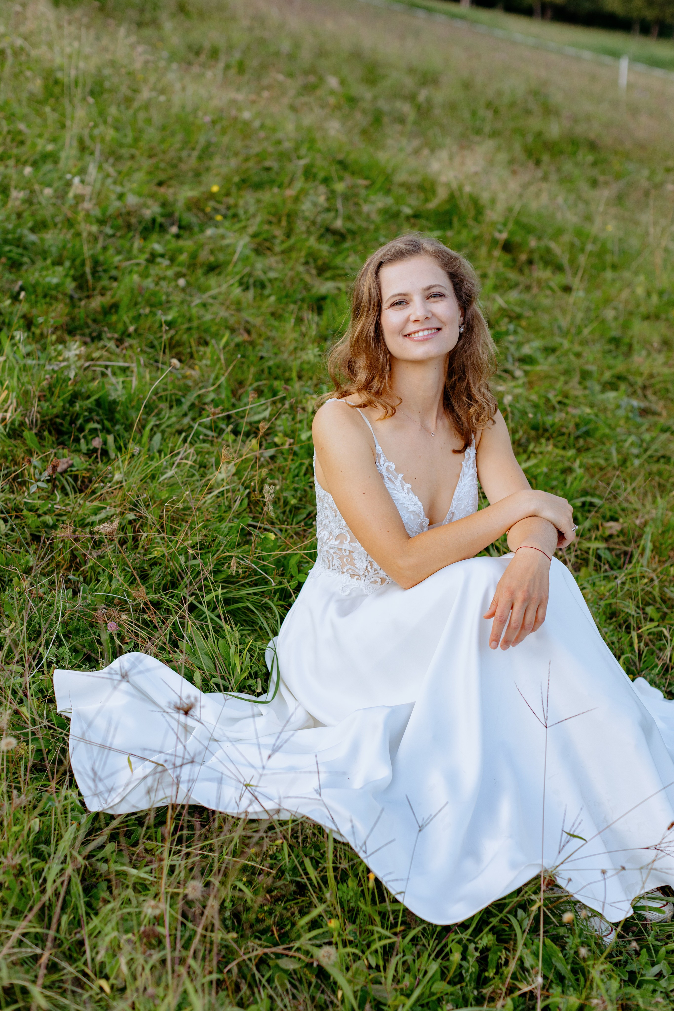 Morning of the bride. Amazing photo session at a time convenient for you. Y