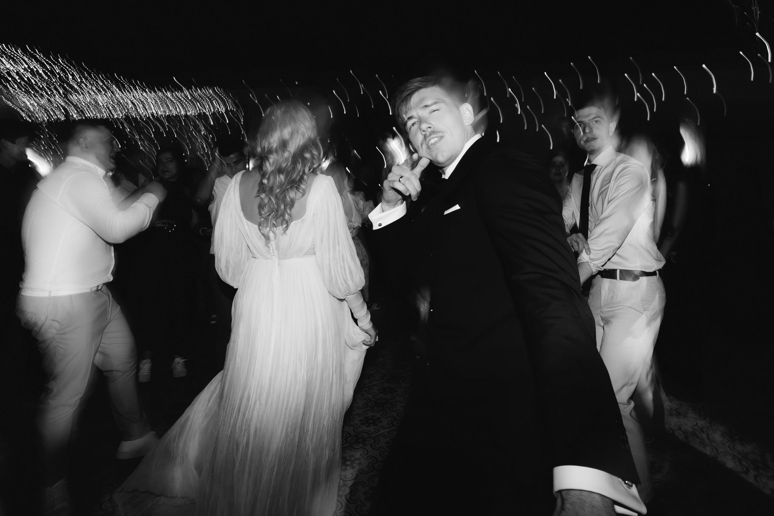 Dragoste povestită de noi. Servicii Foto Video în Chișinău și Europa ID-Brothers