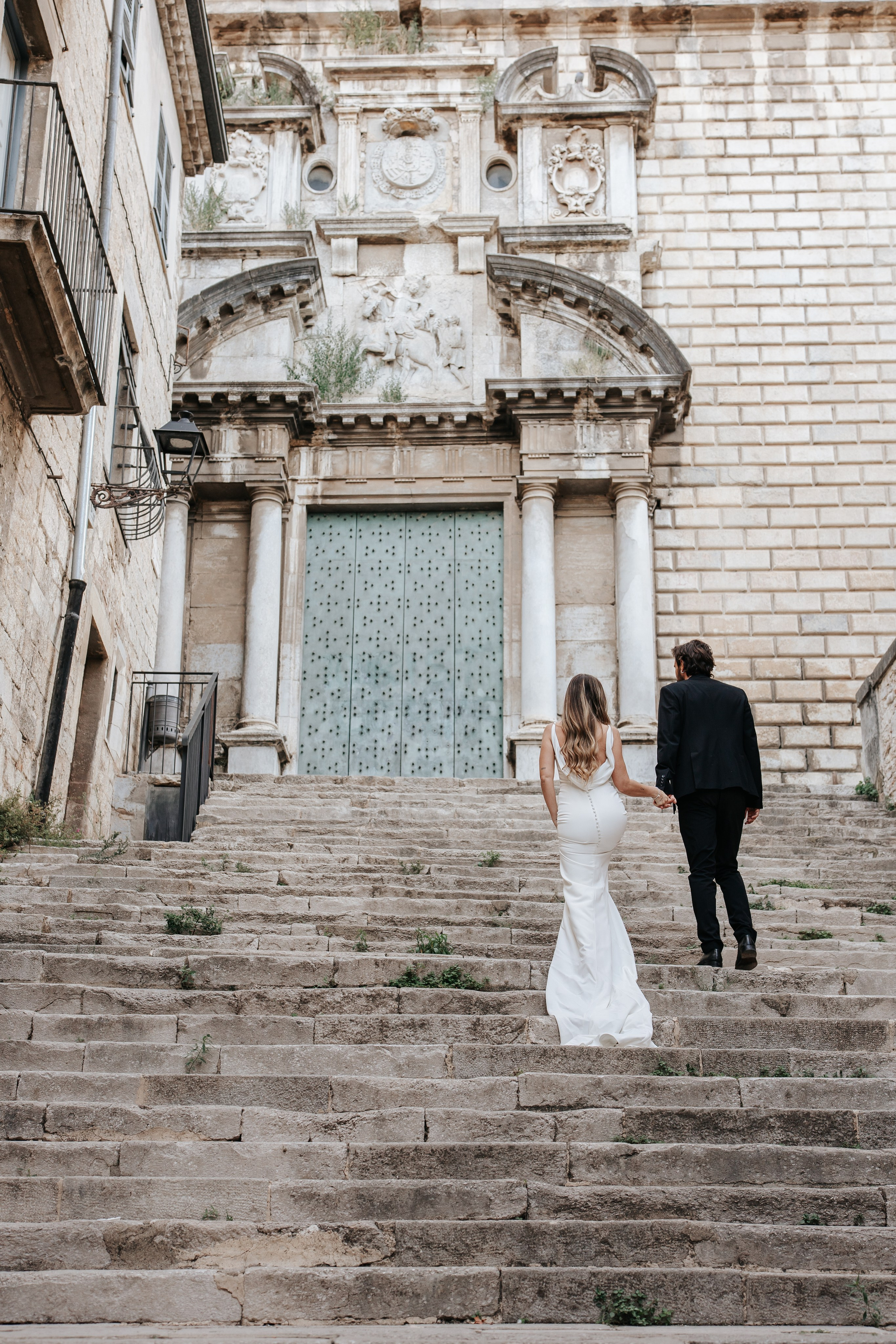 Barbara+Carlos, Girona, Love story. Wedding photographer in Catalonia