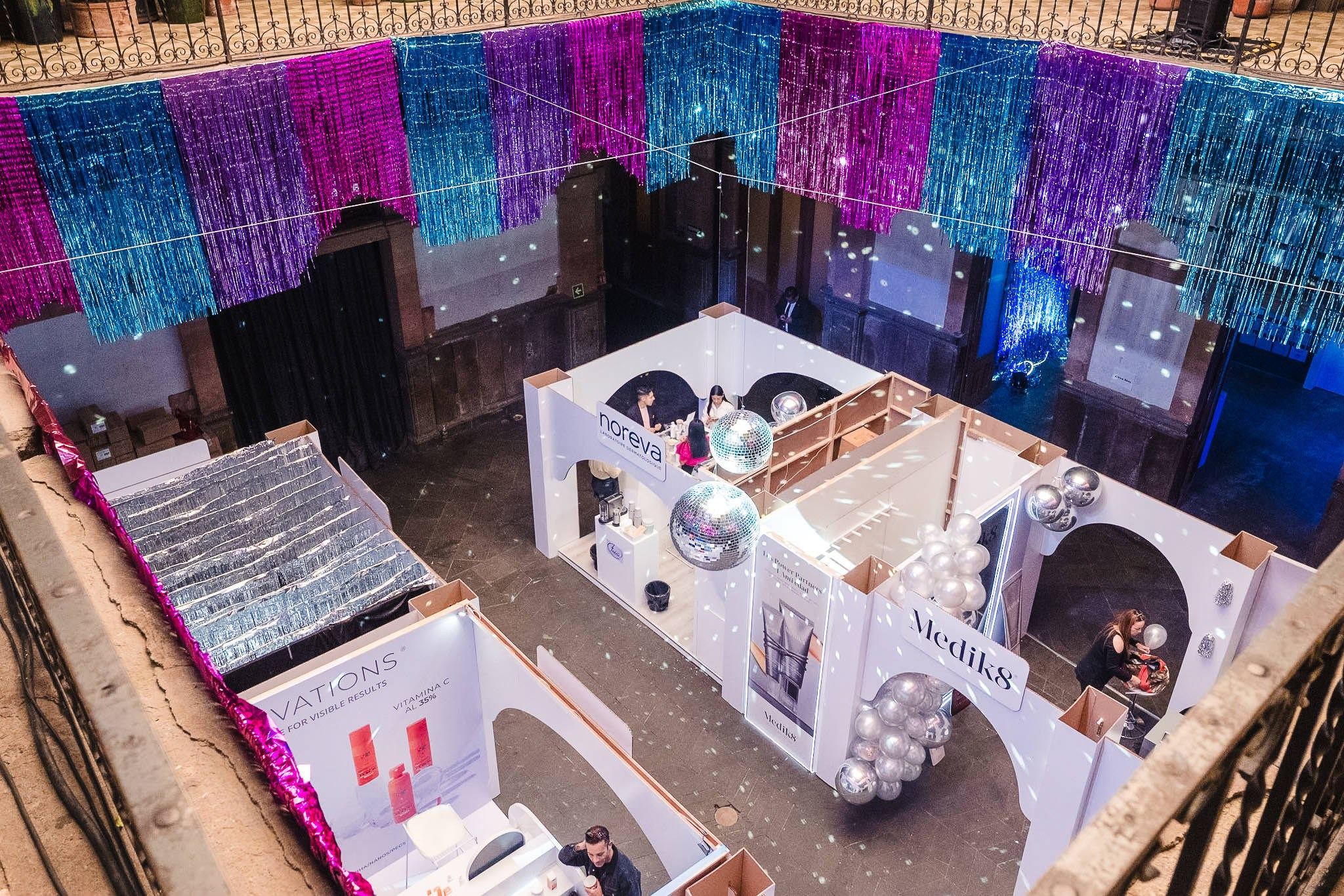 Dermacamp / Chapulin Agency. Wedding and family photographer in Mexico City