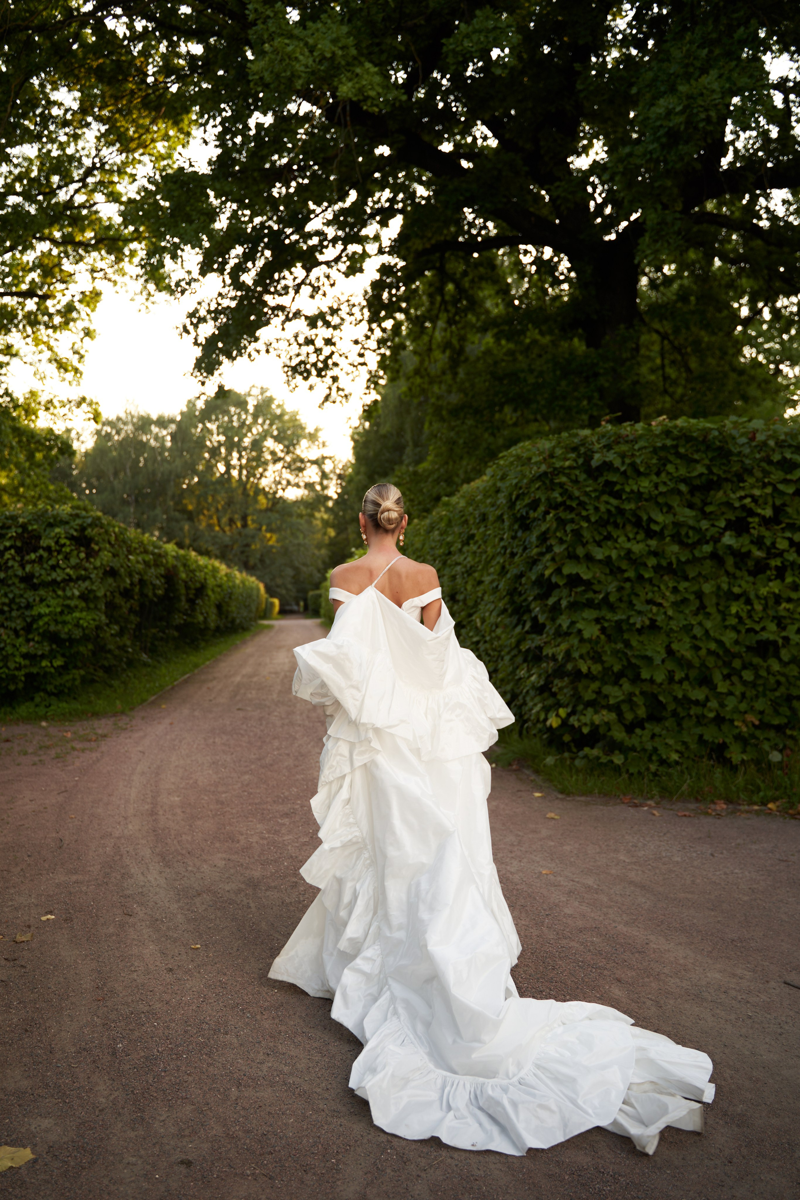 Christina & Mark. Elena Ruzgis — Editorial Wedding & Portrait Photographer