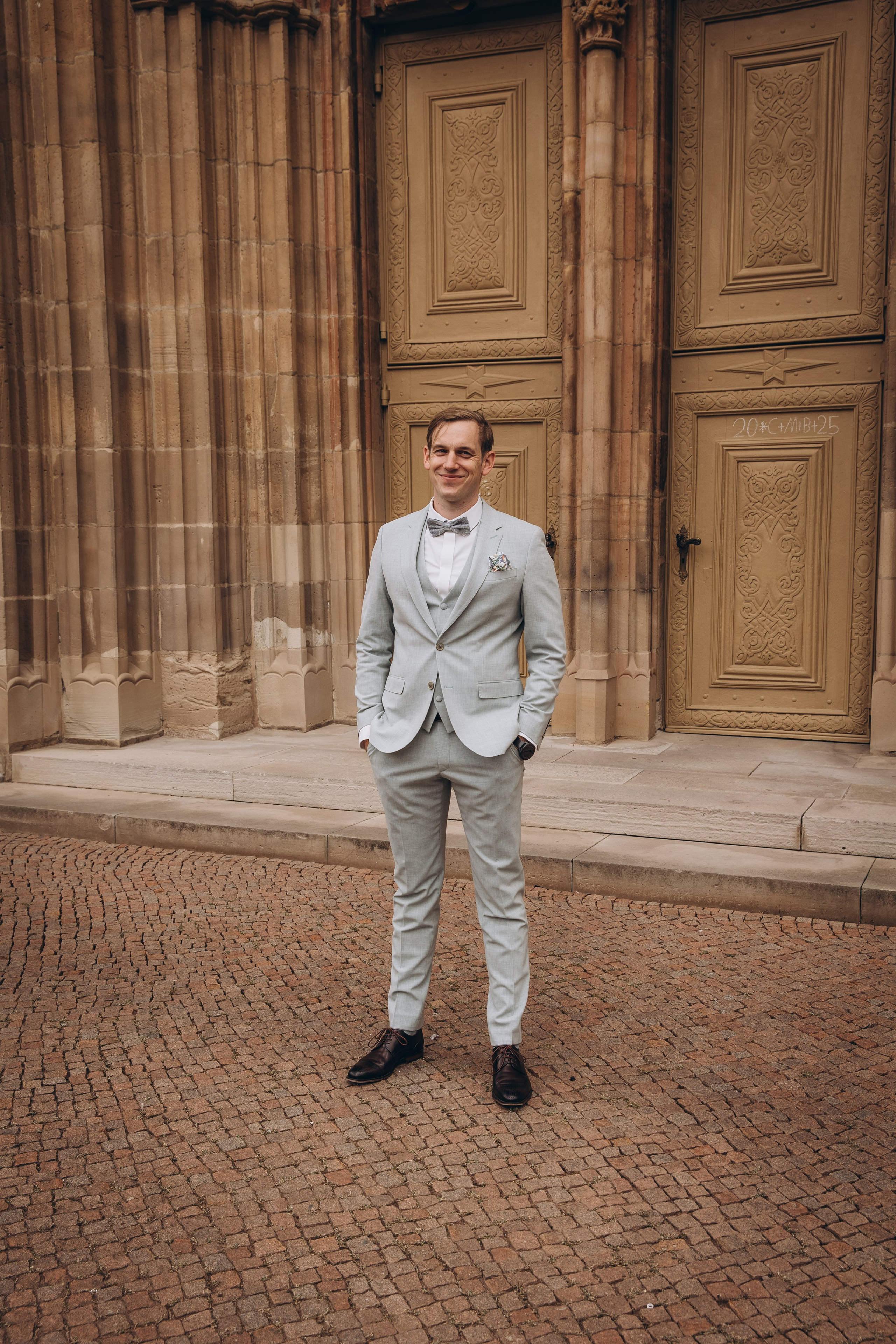 Svetlana and Yann. Hochzeitsgeschichten – Professionelle Hochzeitsfotografie & Videografie in Deutschland, Italien, Spanien und ganz Europa