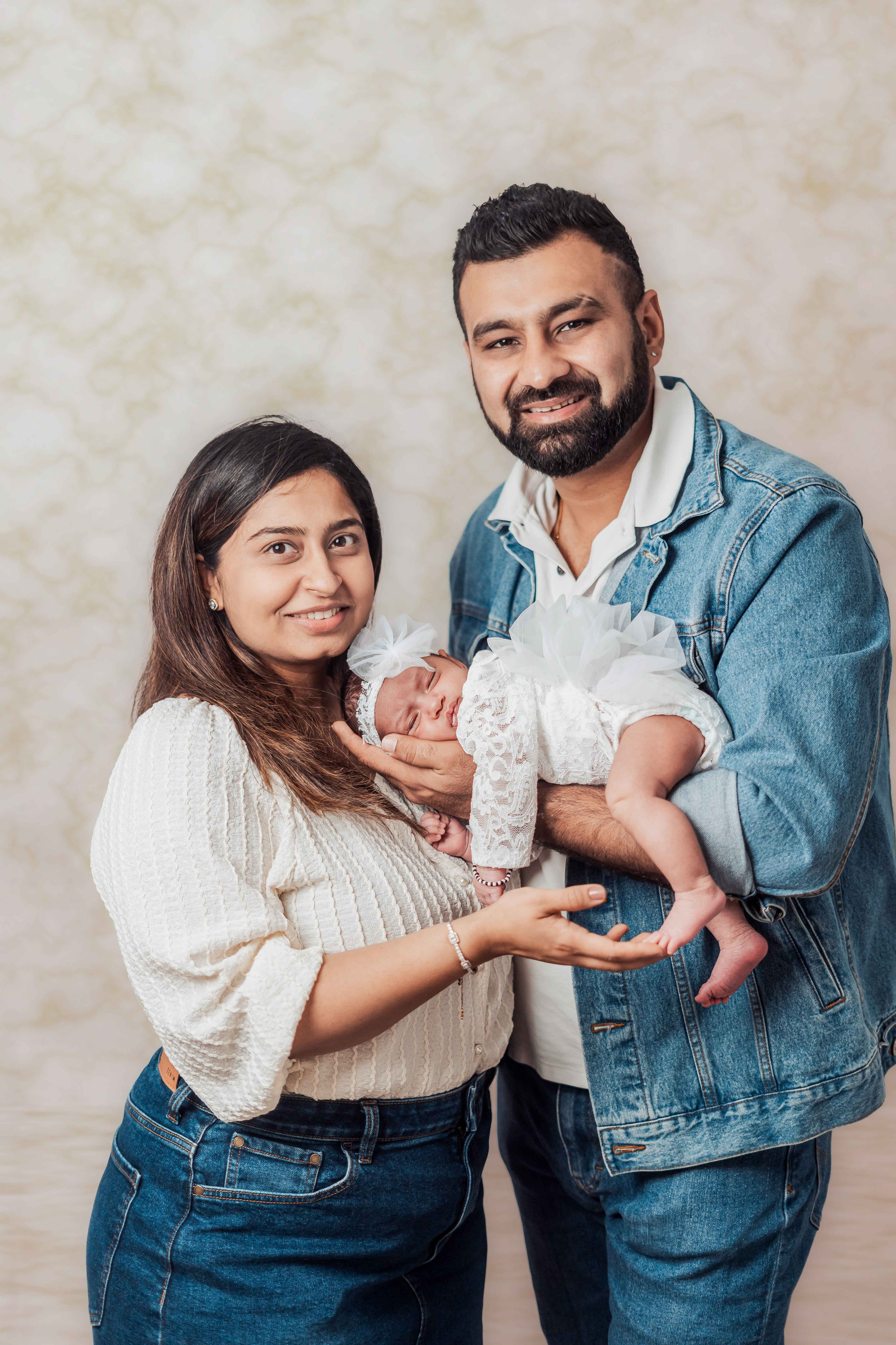 Pahel. JY Productions