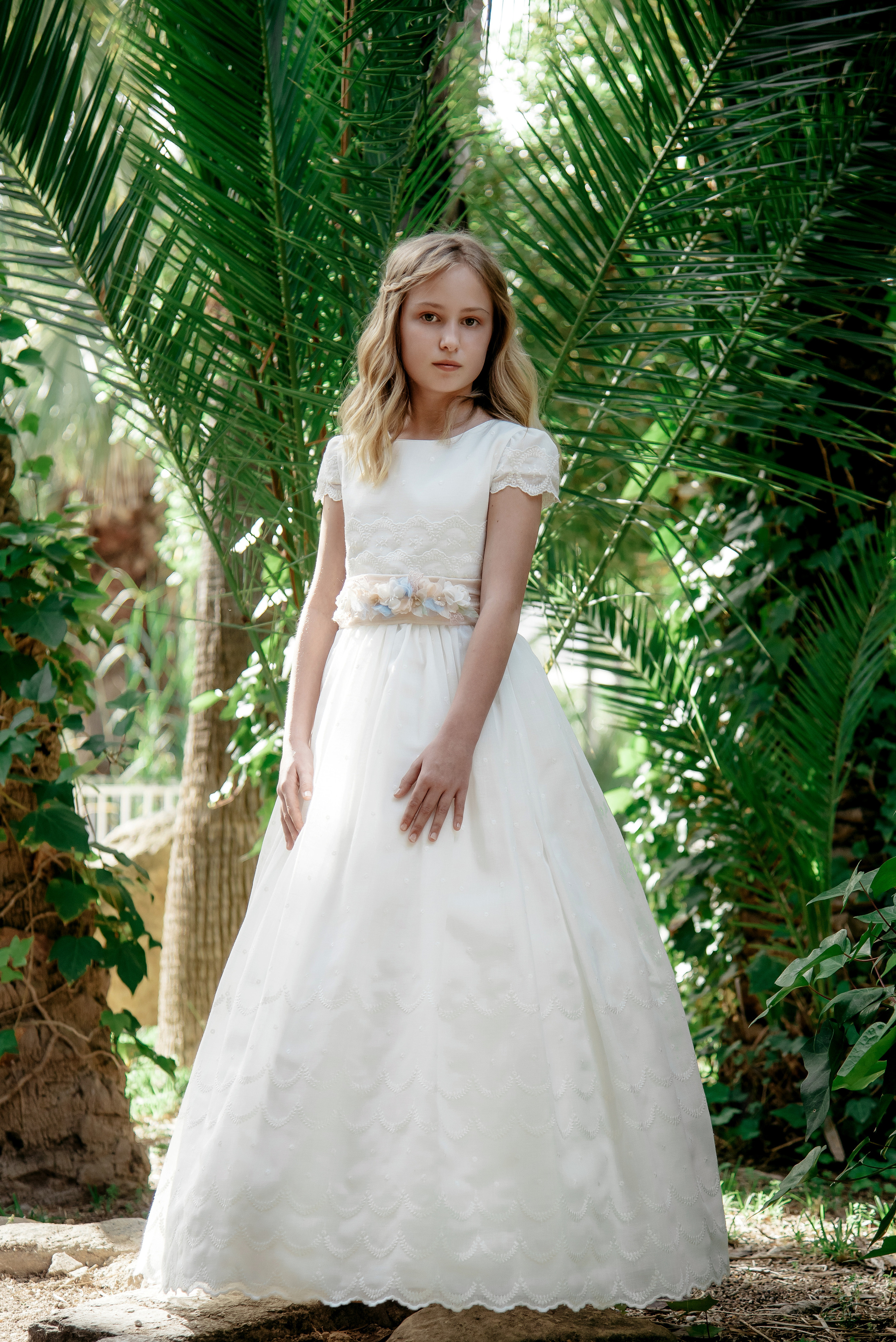 Фотосессия посвящённая Комуньону красавицы Киры