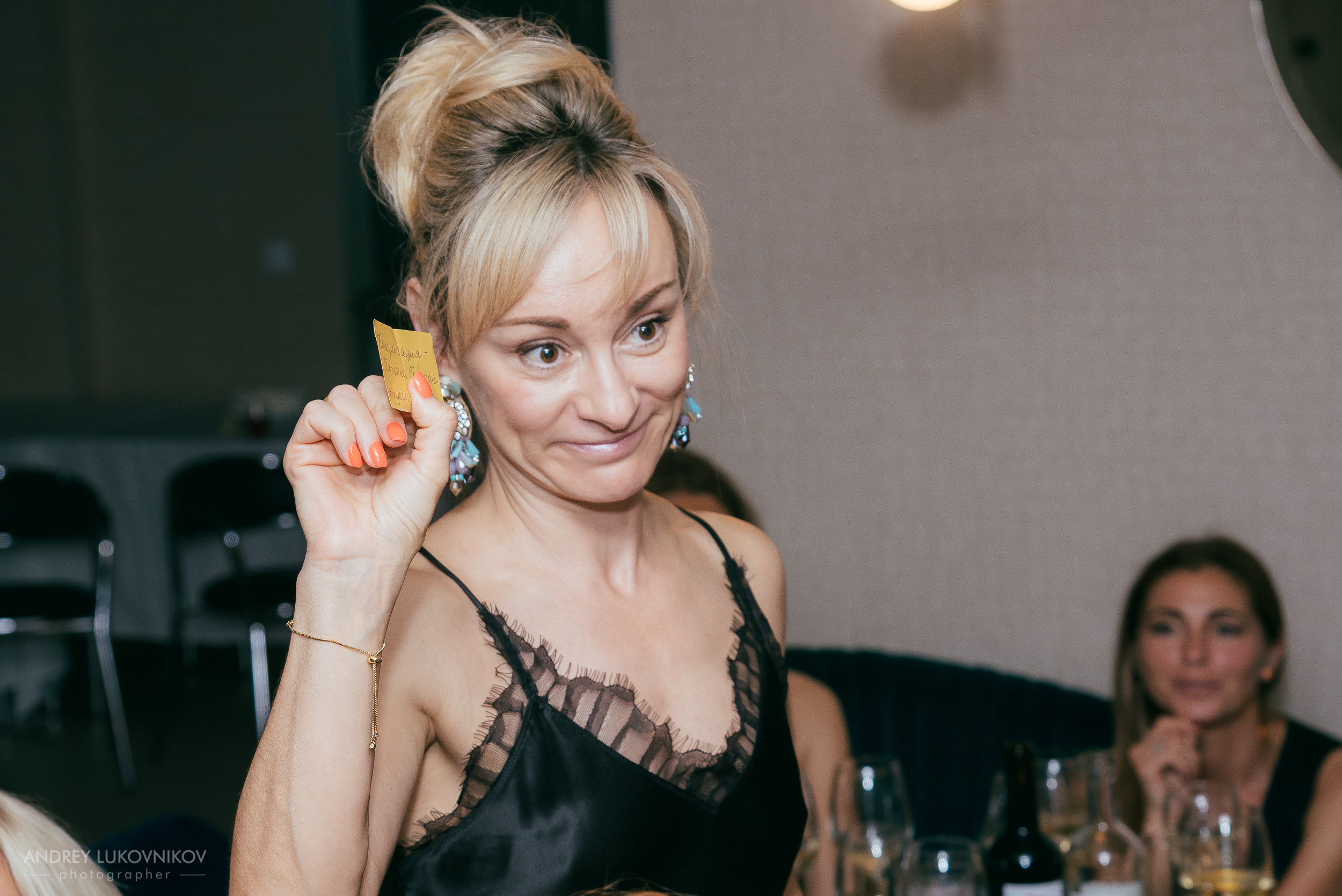 Fiesta privada en un club de mujeres en Torrevieja | Fotógrafo de reportajes en España, Andrey Lukovnikov