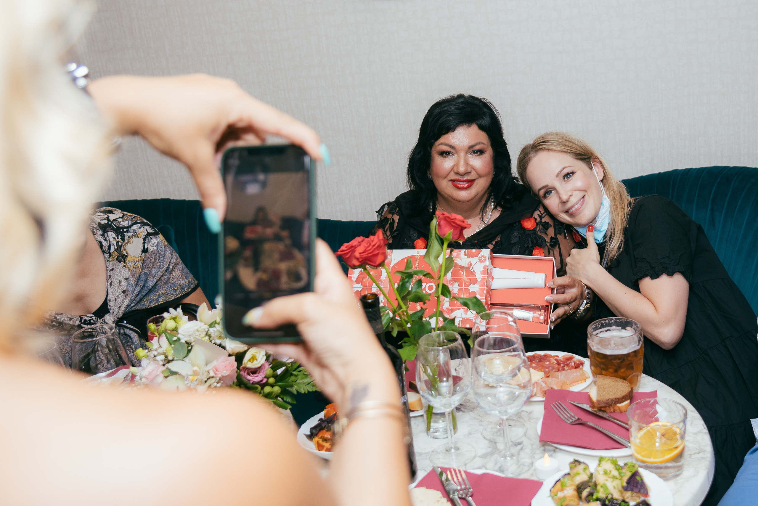 Photoshoot of Women’s Birthday in Torrevieja and Alicante | Reportage photographer Andrey Lukovnikov