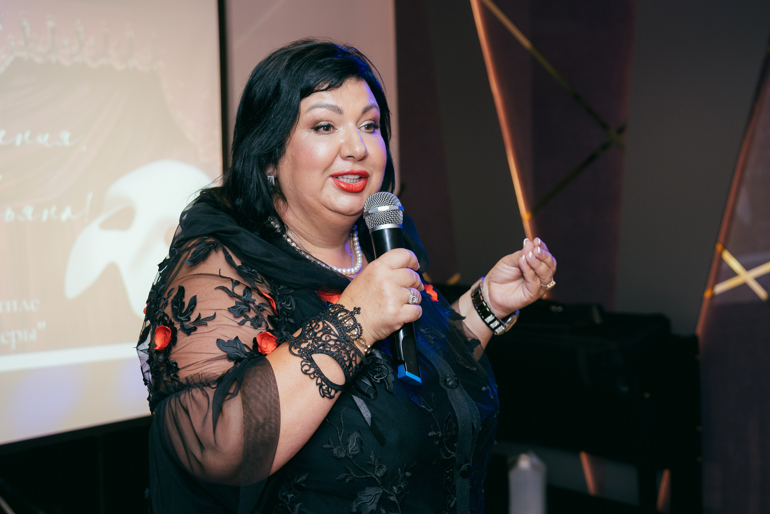 Photoshoot of Women’s Birthday in Torrevieja and Alicante | Reportage photographer Andrey Lukovnikov