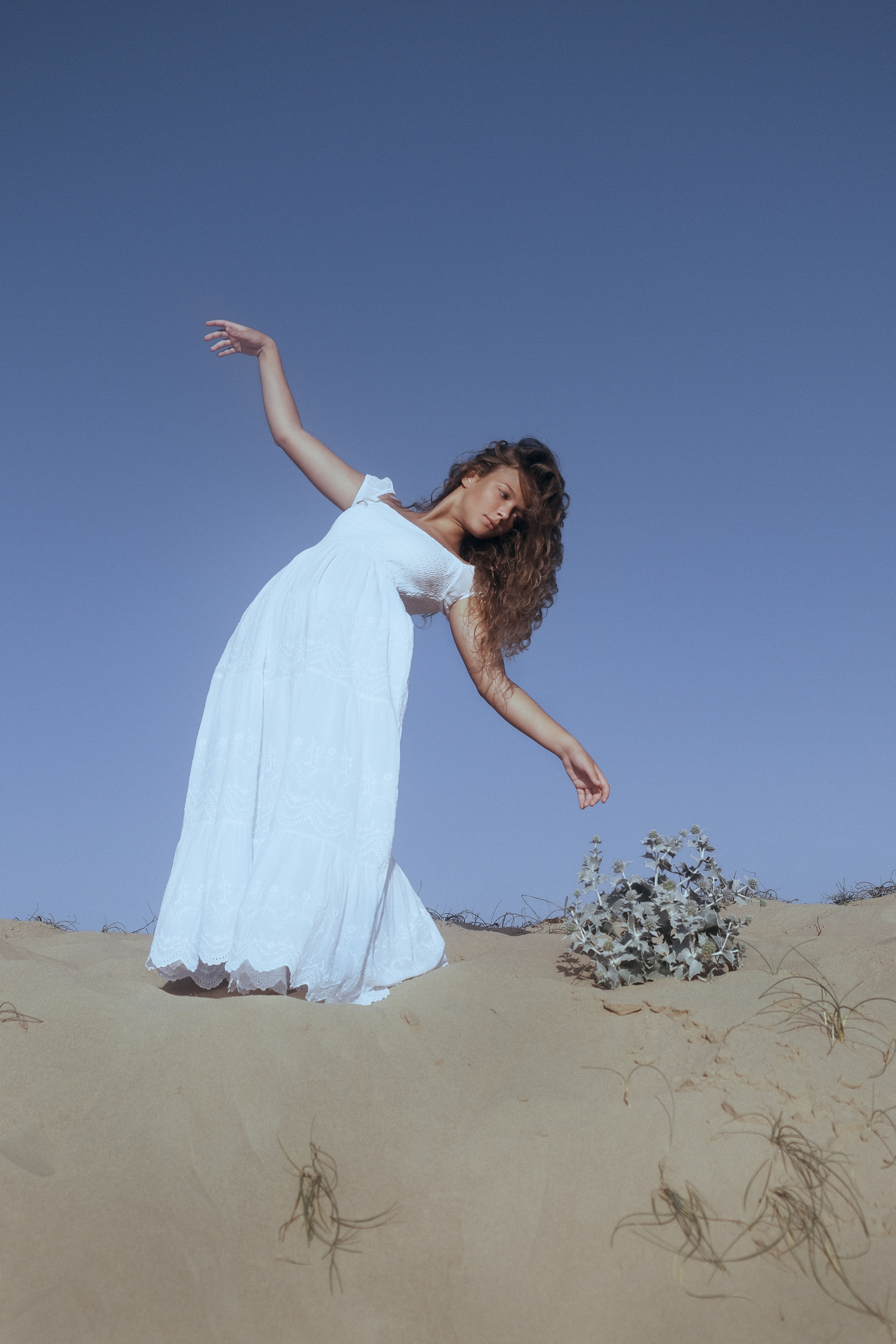 Gentle photo session in the dunes by the sea