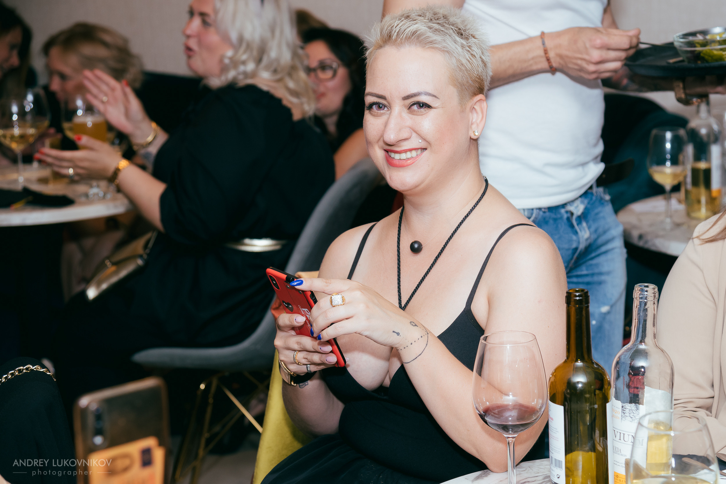 Fiesta privada en un club de mujeres en Torrevieja | Fotógrafo de reportajes en España, Andrey Lukovnikov