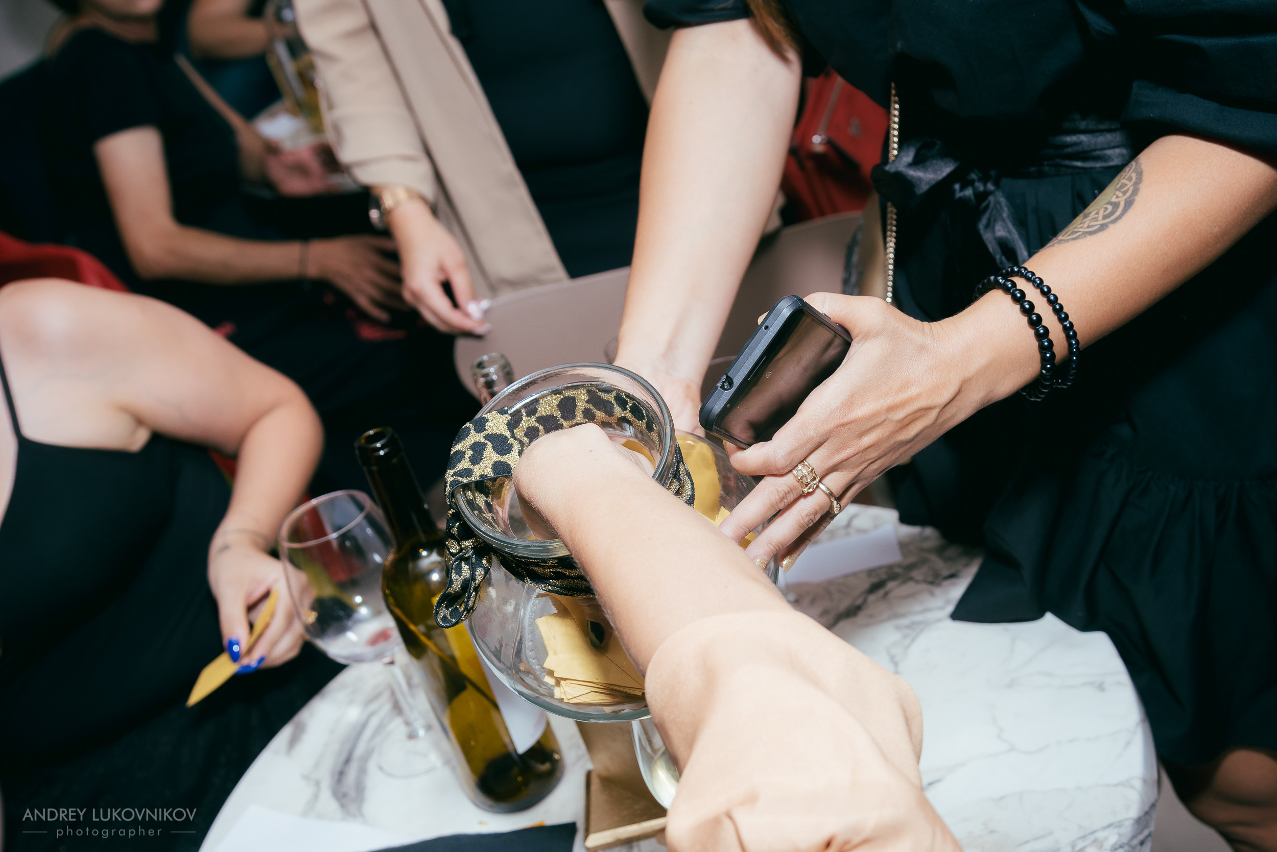 Fiesta privada en un club de mujeres en Torrevieja | Fotógrafo de reportajes en España, Andrey Lukovnikov