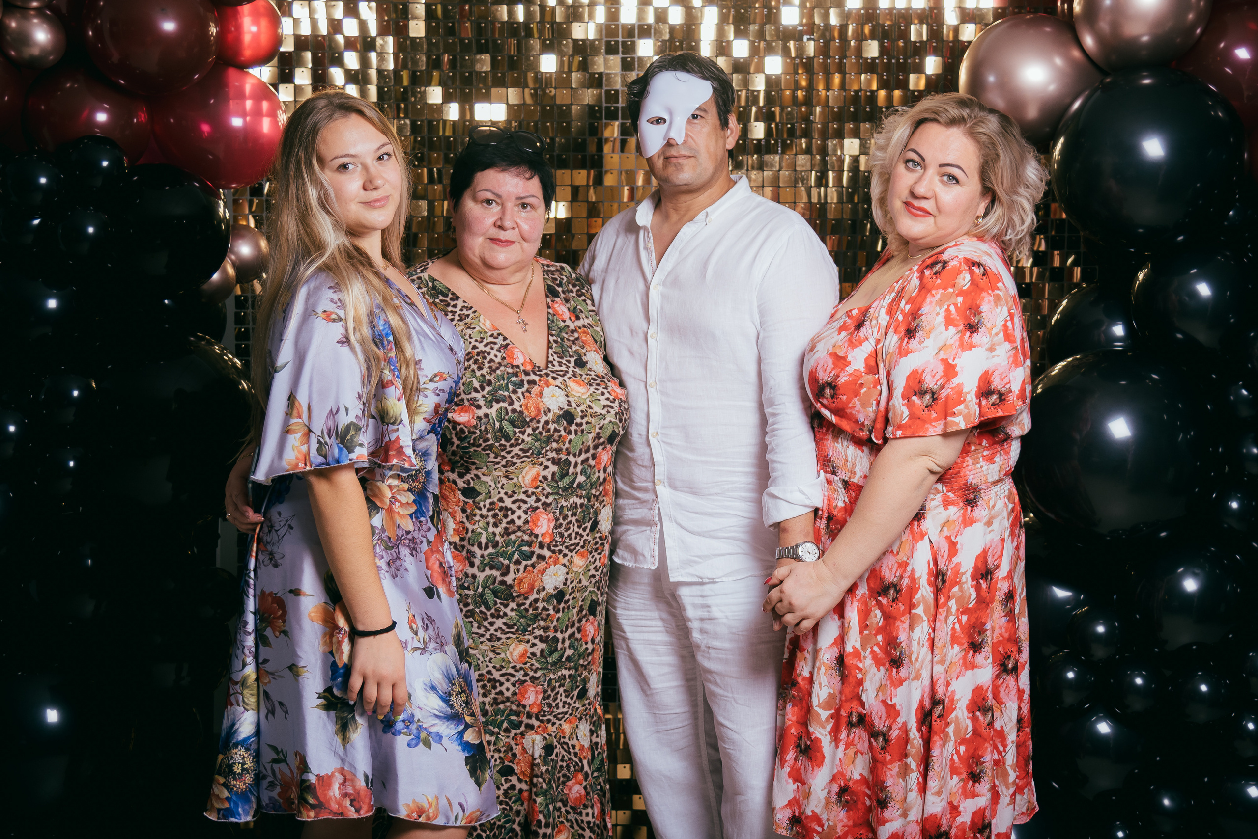 Photoshoot of Women’s Birthday in Torrevieja and Alicante | Reportage photographer Andrey Lukovnikov