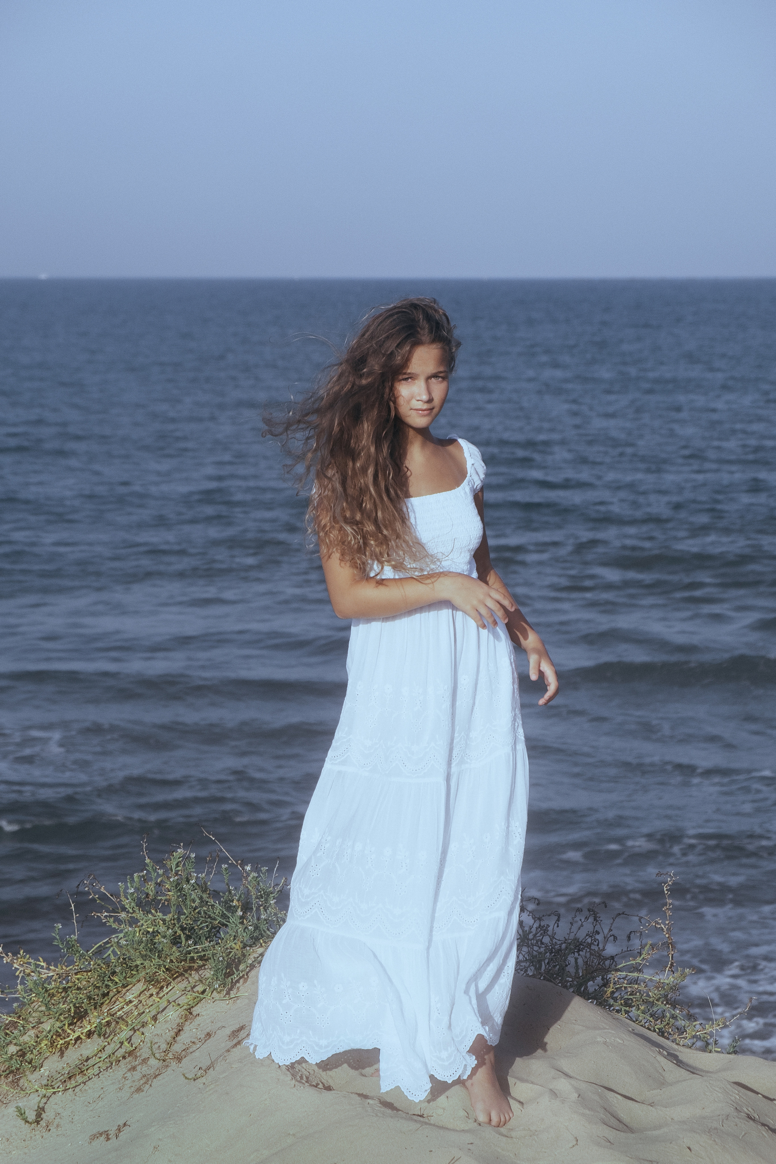 Gentle photo session in the dunes by the sea