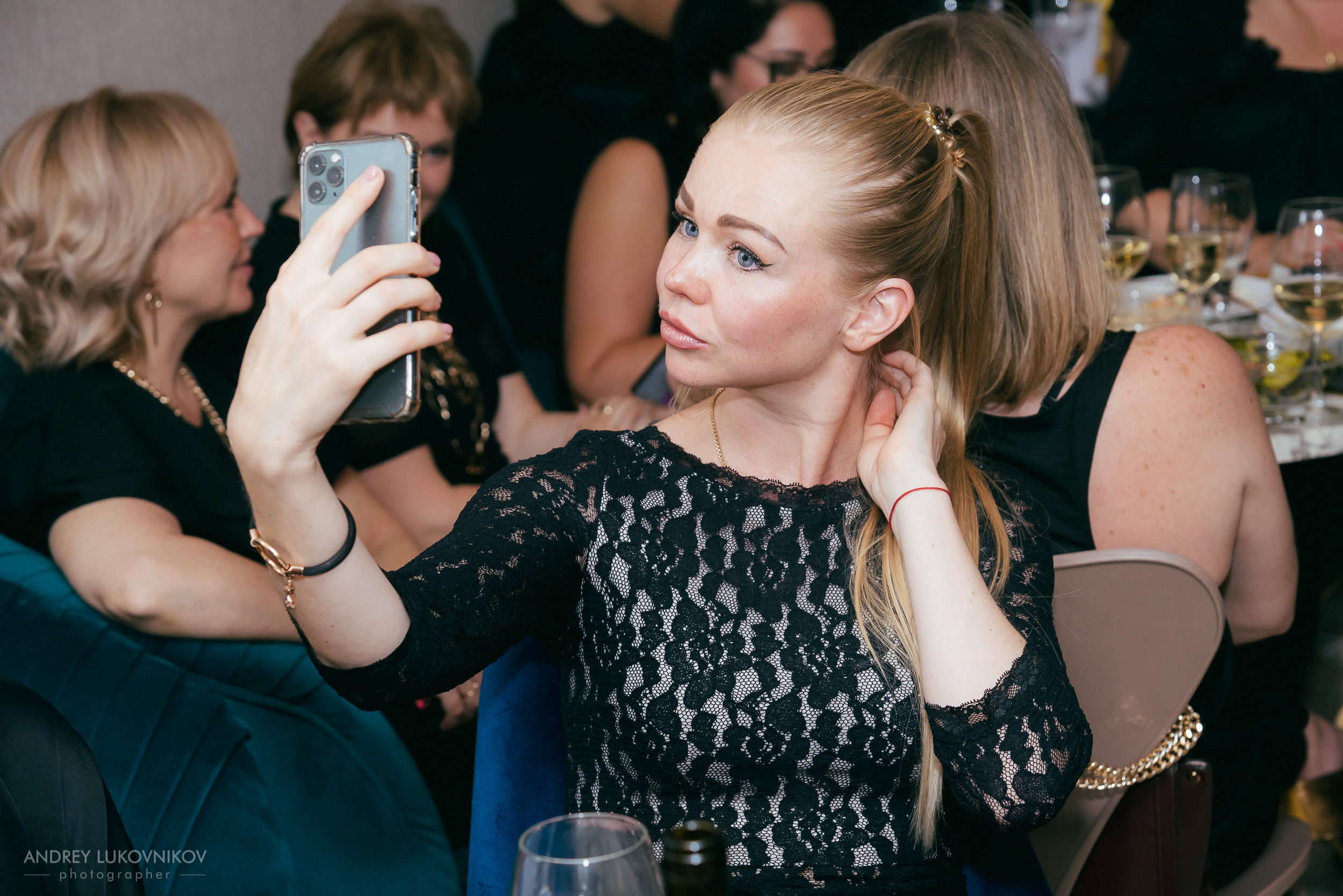 Fiesta privada en un club de mujeres en Torrevieja | Fotógrafo de reportajes en España, Andrey Lukovnikov