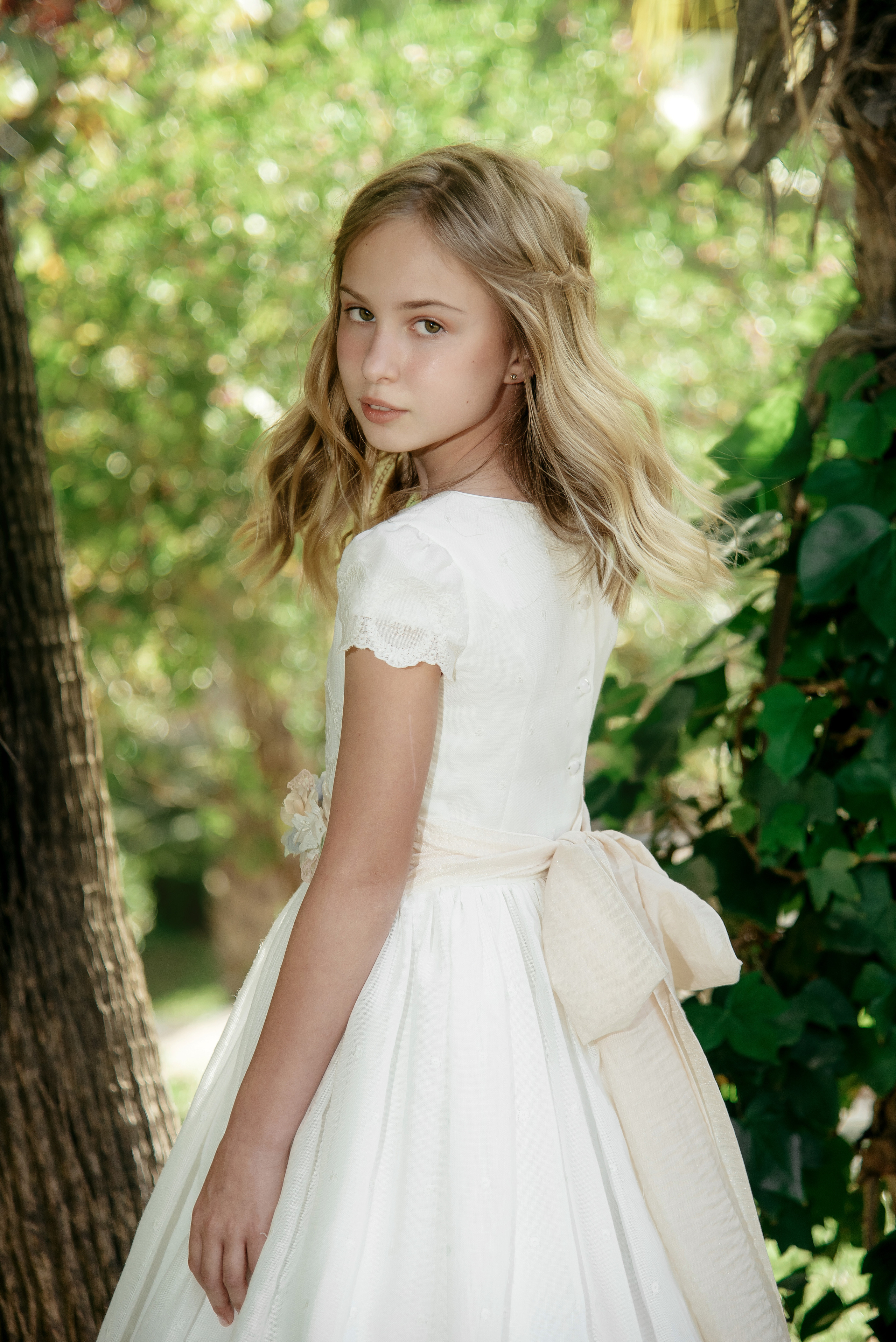 Фотосессия посвящённая Комуньону красавицы Киры