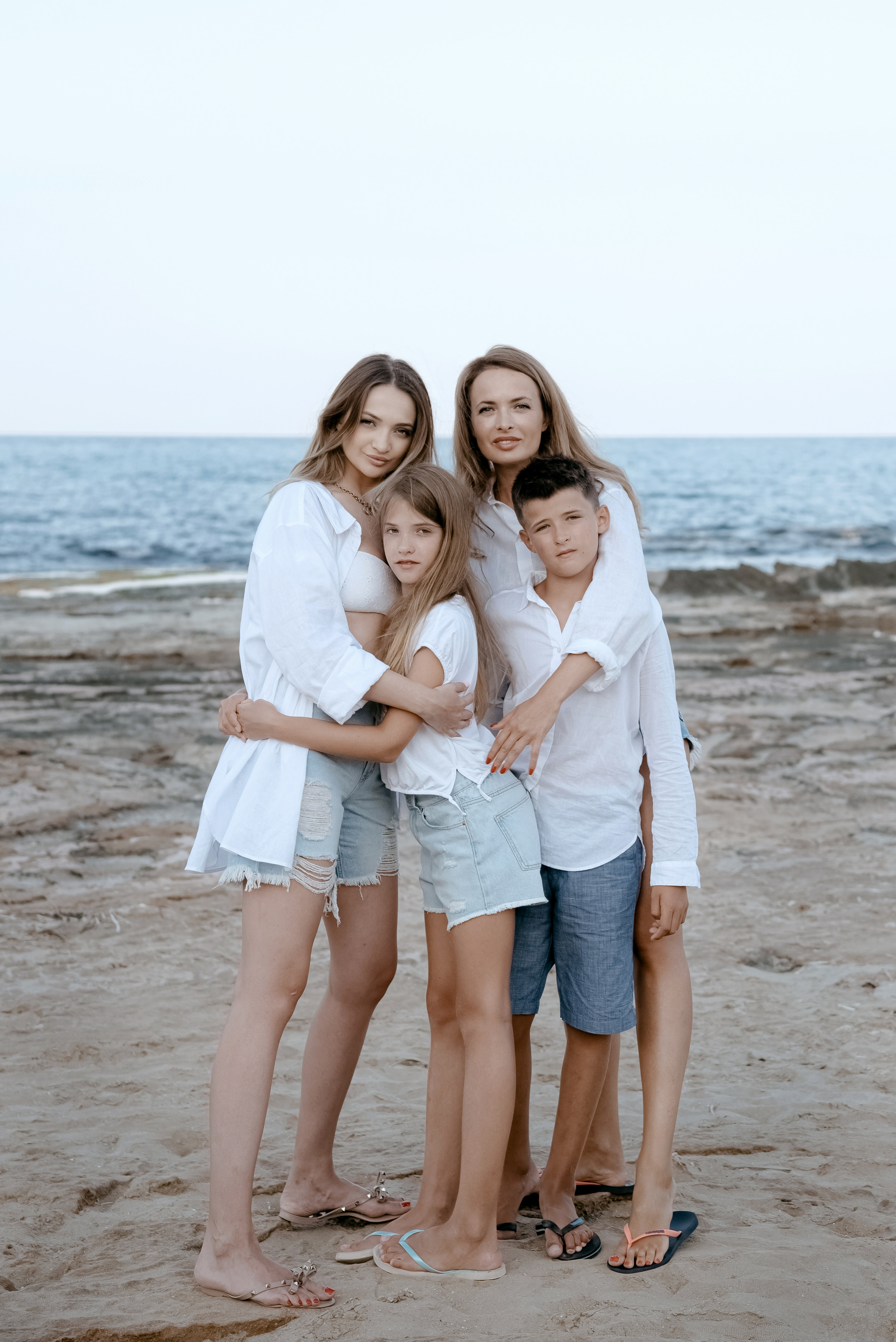 Семейный уик-энд на пляже в Испании