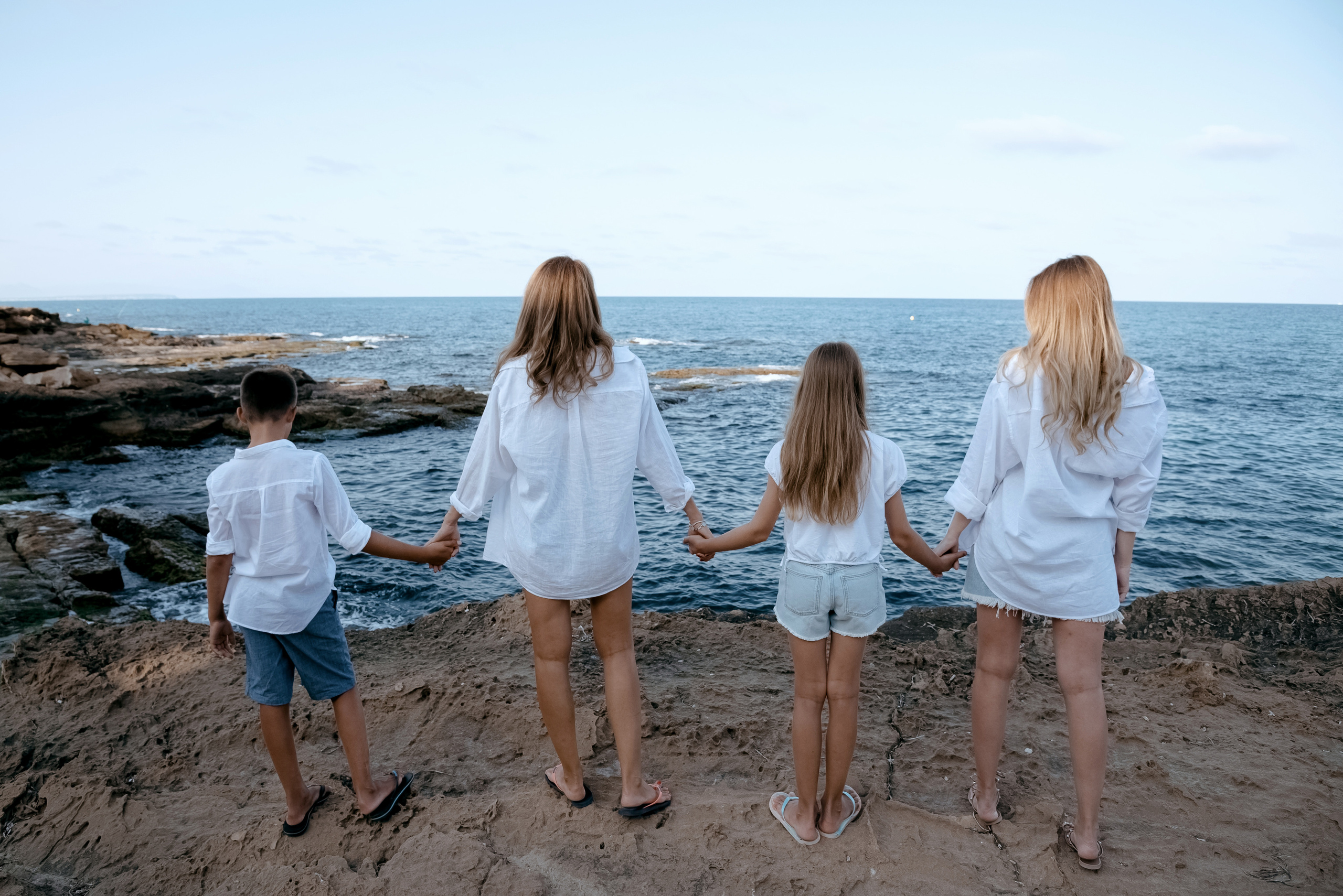 Семейный уик-энд на пляже в Испании