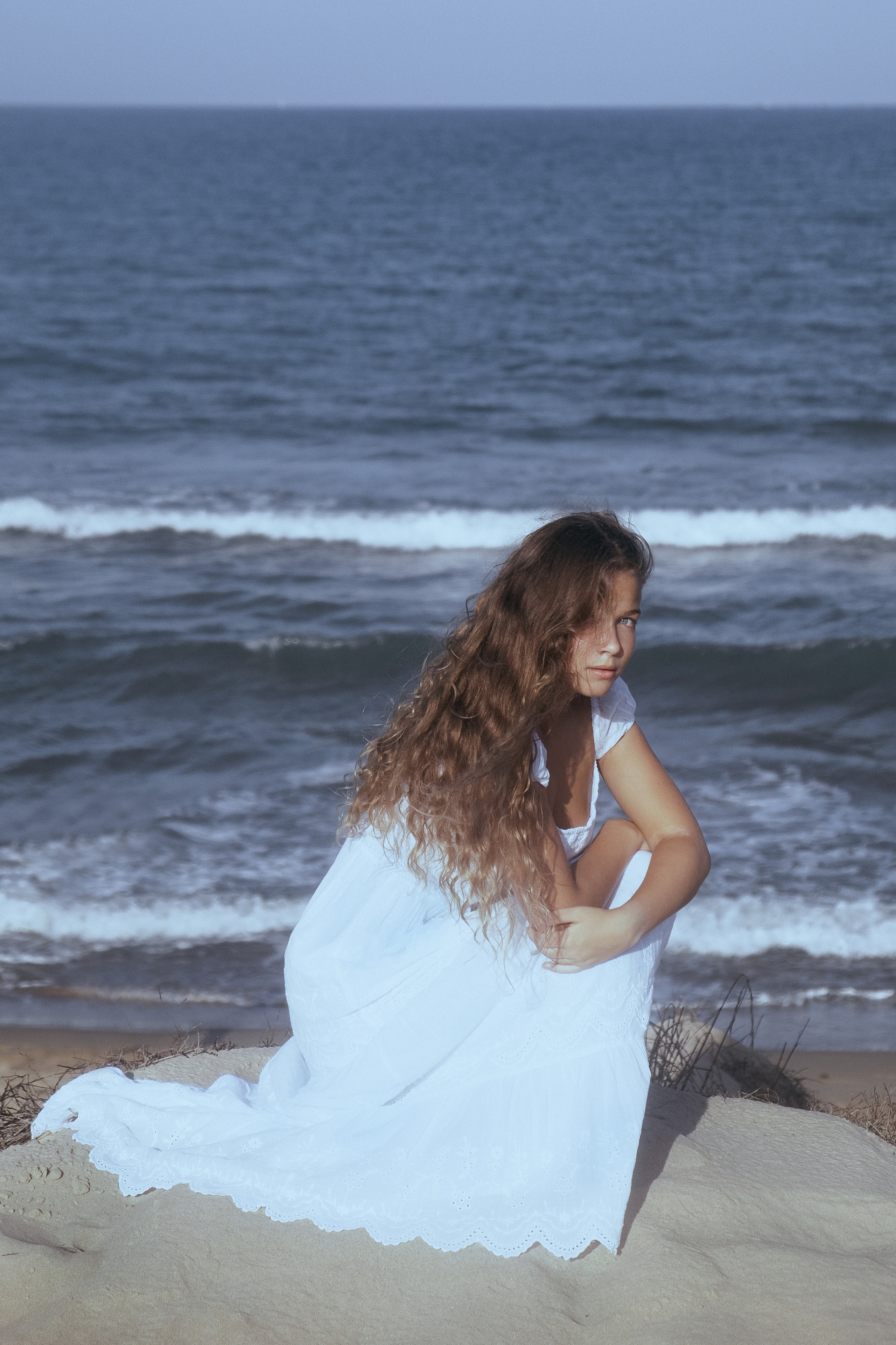 Gentle photo session in the dunes by the sea
