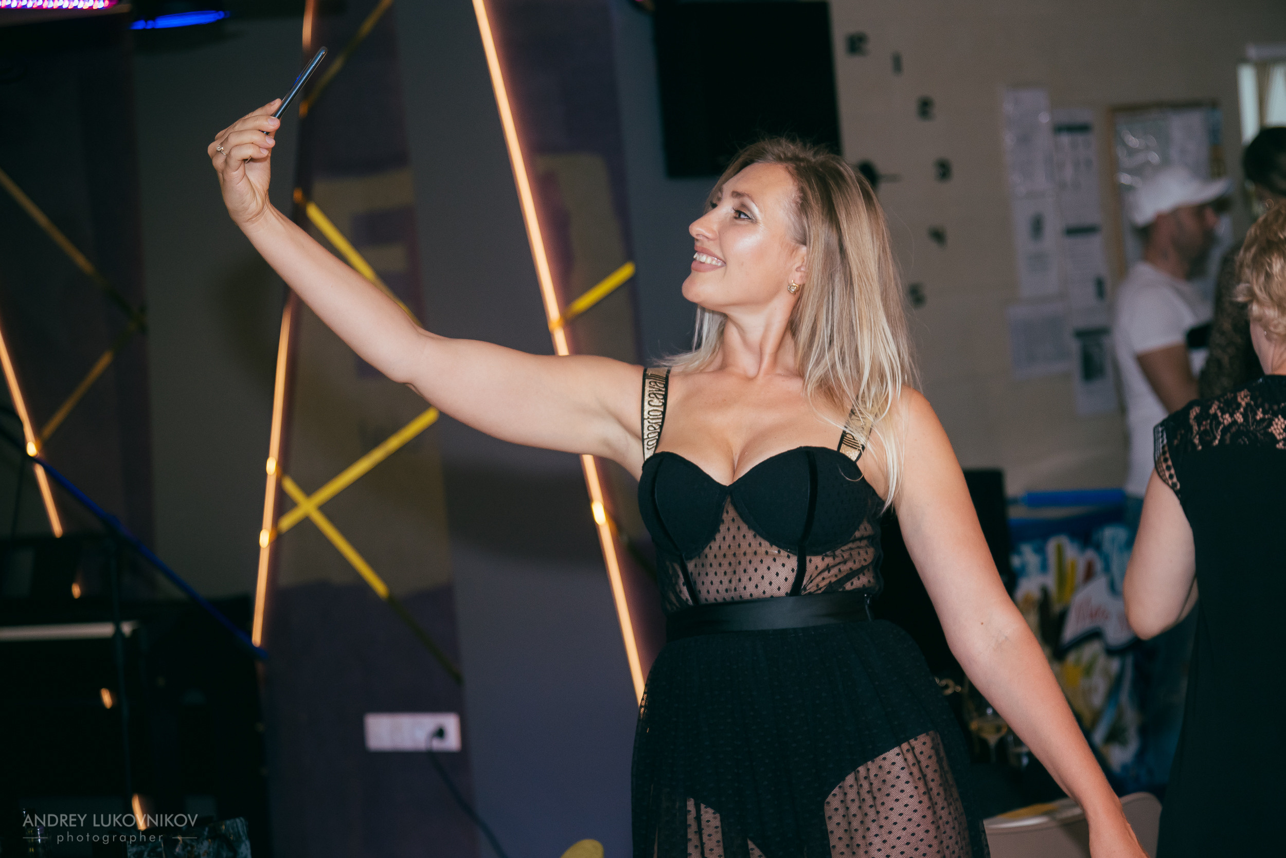 Fiesta privada en un club de mujeres en Torrevieja | Fotógrafo de reportajes en España, Andrey Lukovnikov