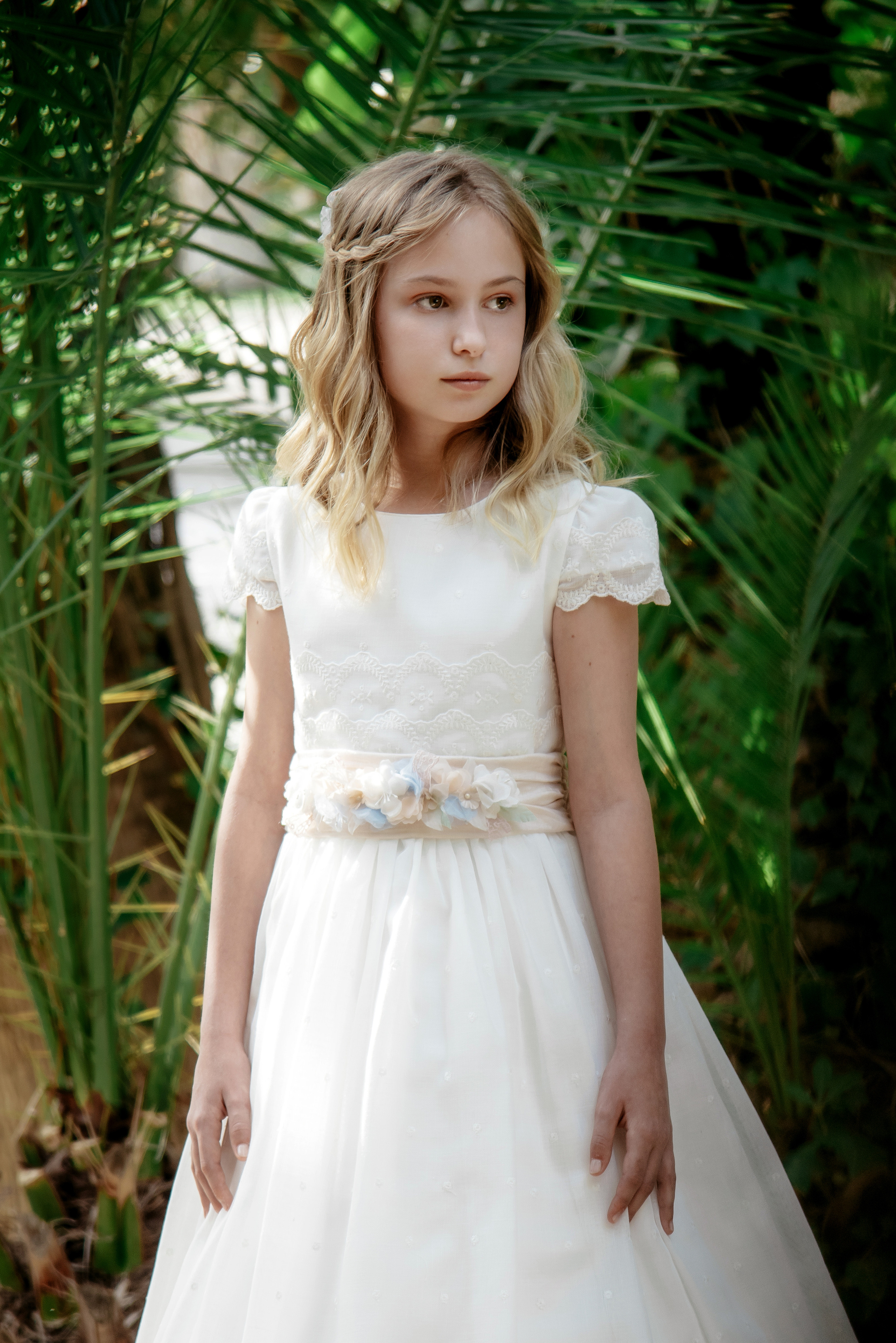 Фотосессия посвящённая Комуньону красавицы Киры