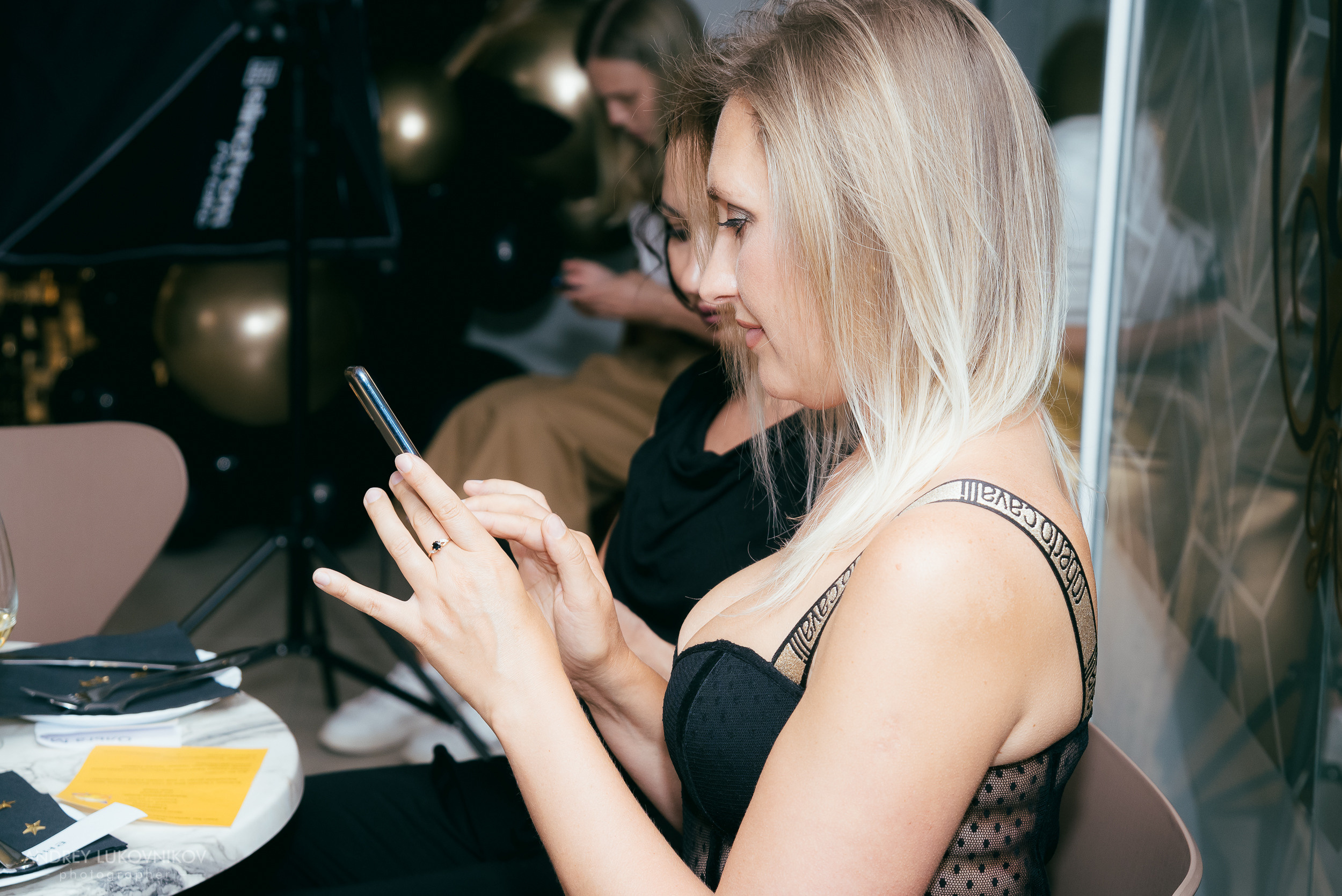 Fiesta privada en un club de mujeres en Torrevieja | Fotógrafo de reportajes en España, Andrey Lukovnikov