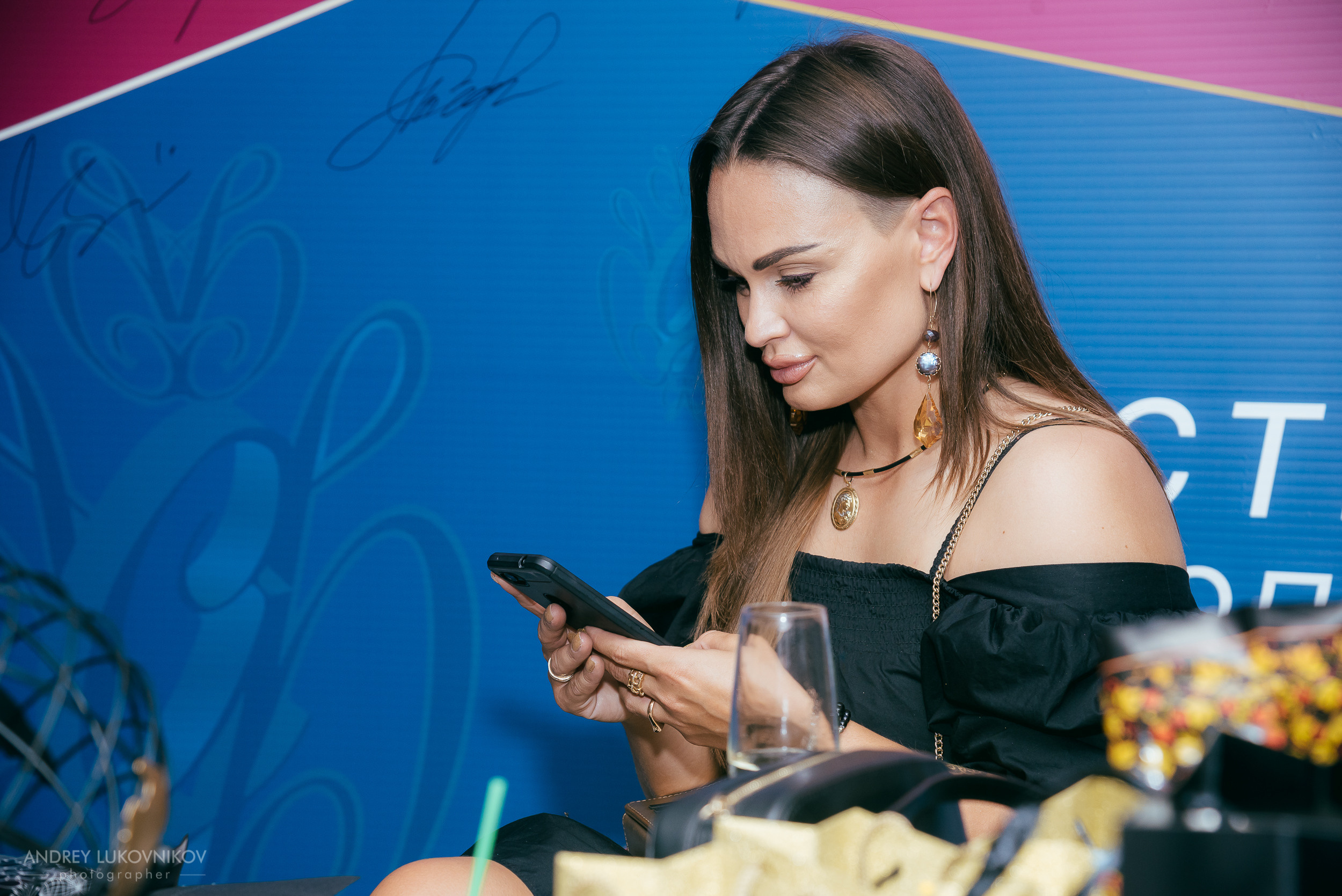 Fiesta privada en un club de mujeres en Torrevieja | Fotógrafo de reportajes en España, Andrey Lukovnikov