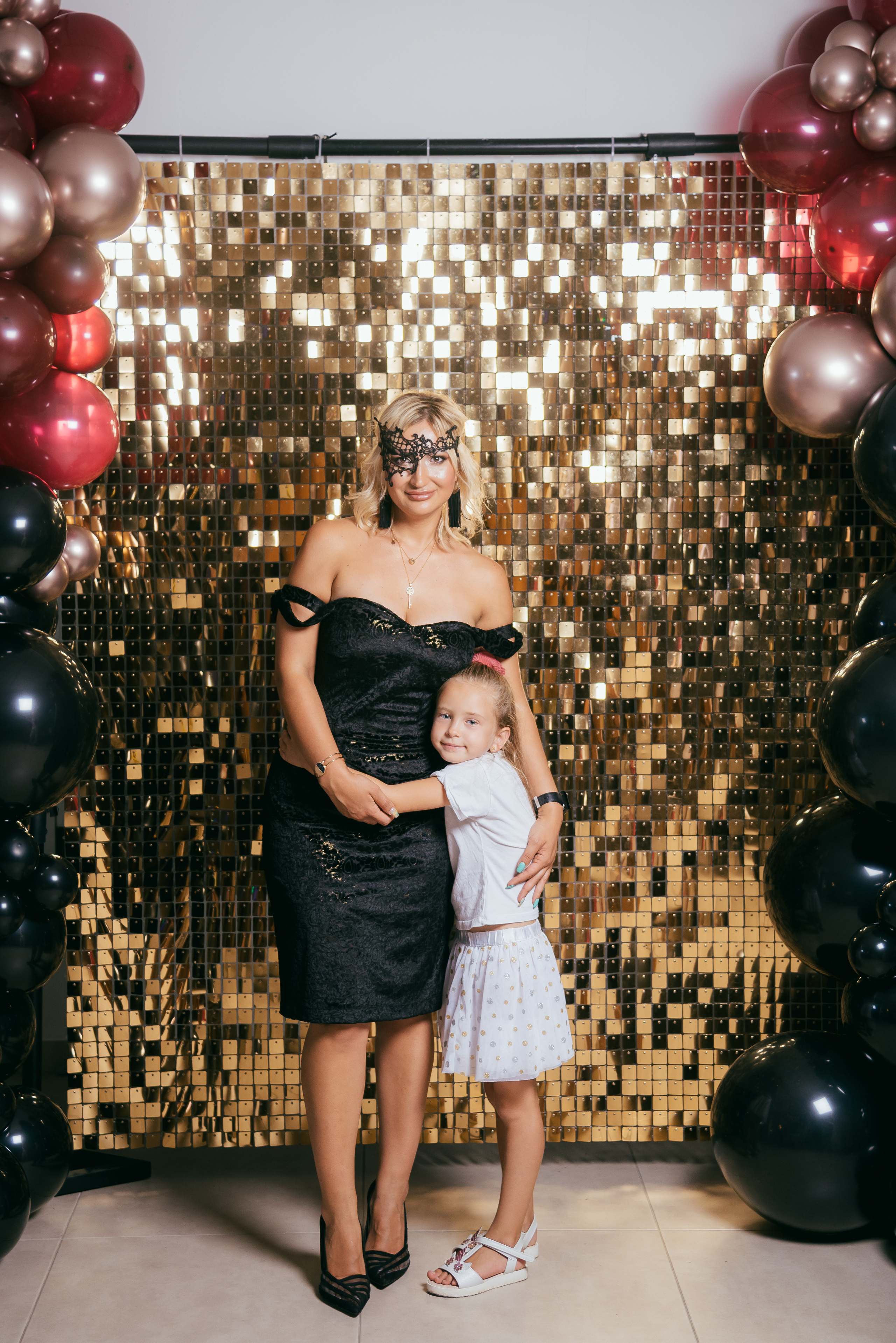 Photoshoot of Women’s Birthday in Torrevieja and Alicante | Reportage photographer Andrey Lukovnikov