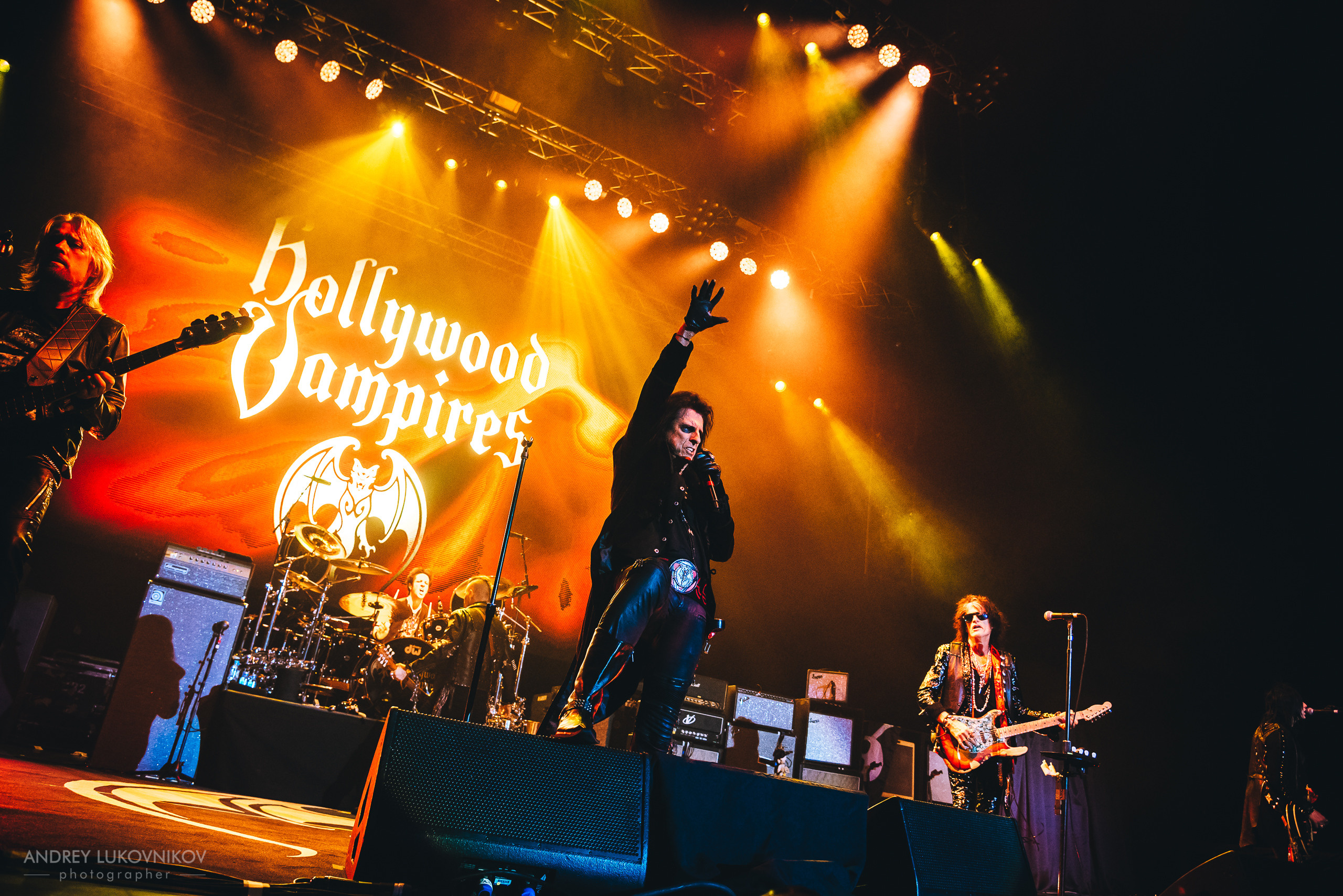 Hollywood Vampires